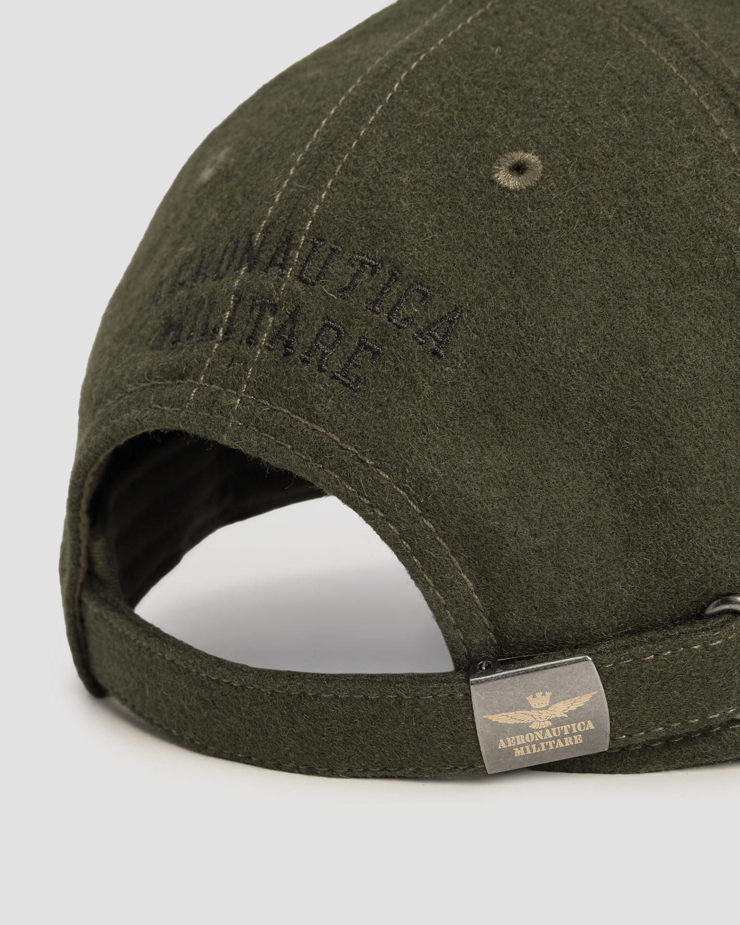 Zimní kšiltovka unisex Aeronautica Militare v olivovém barevném odstínu
