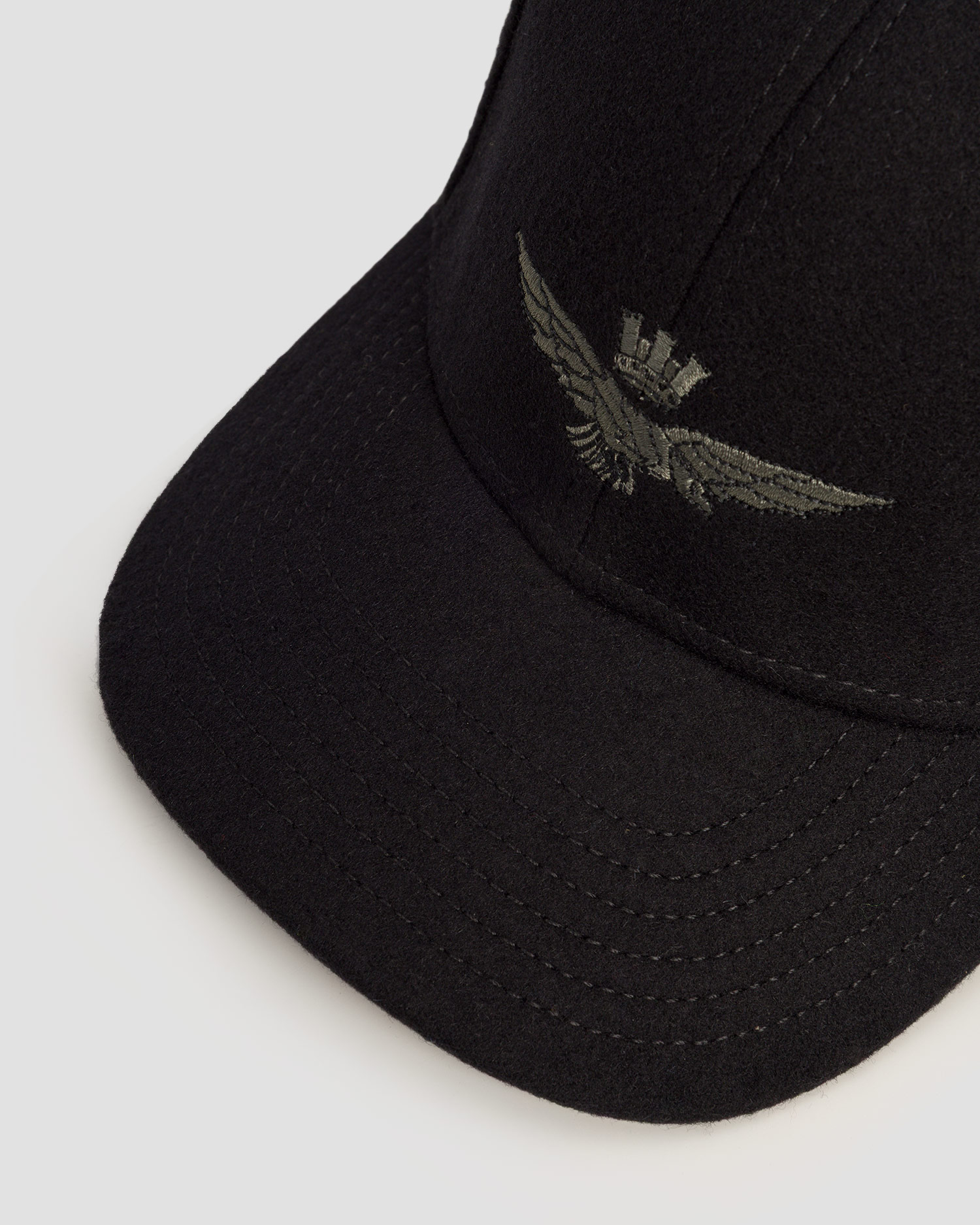 Černá zimní kšiltovka unisex Aeronautica Militare