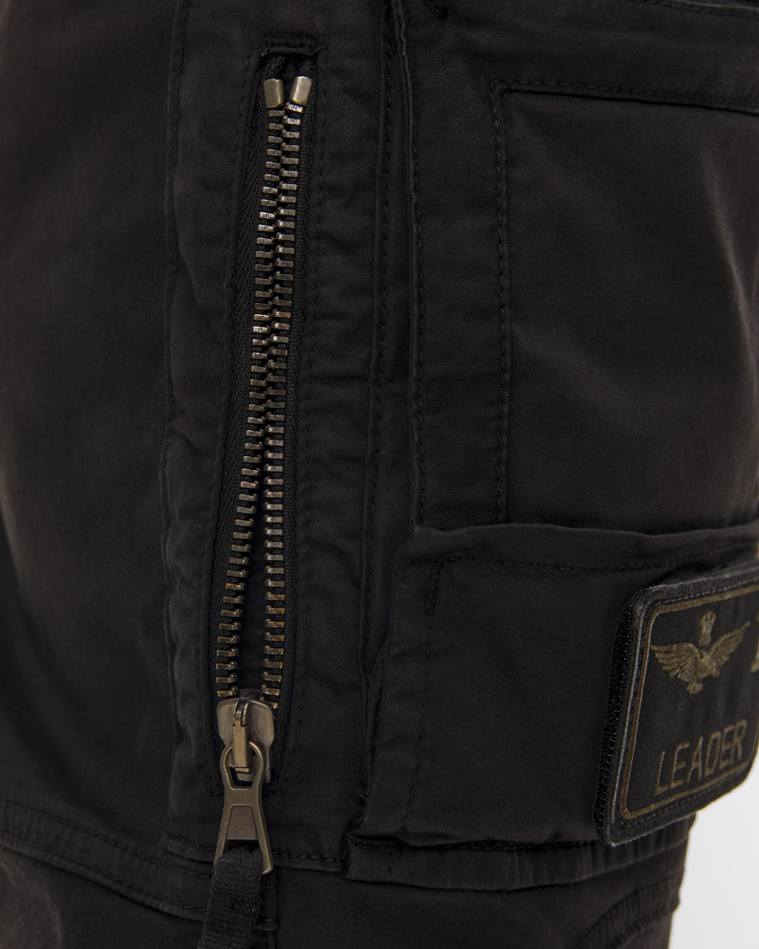 Pantaloni cargo pentru bărbați Aeronautica Militare Anti-G cu patch-uri