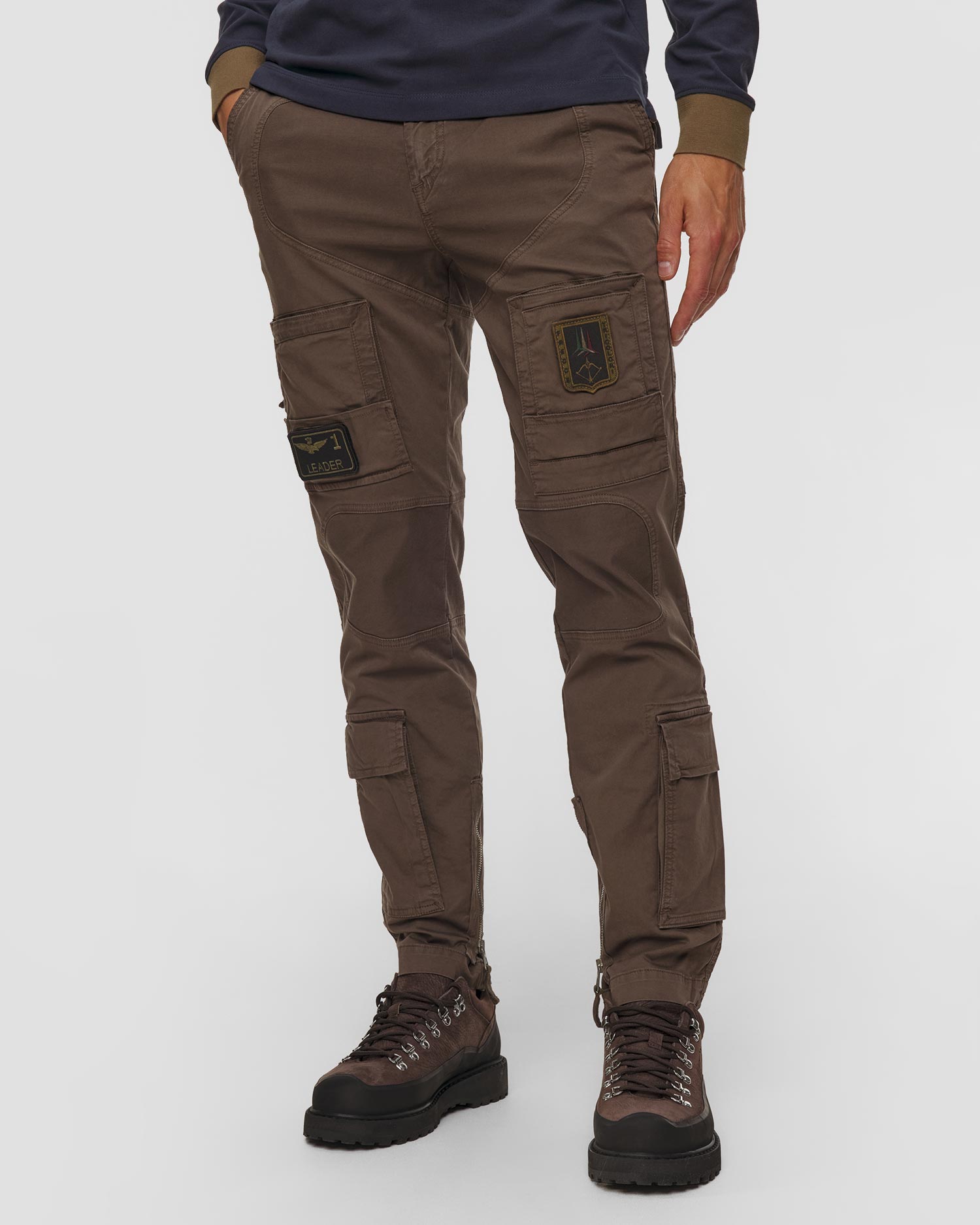 Pantaloni cargo pentru bărbați Aeronautica Militare Anti-G cu patch-uri, Culoare/Model: Brązowy