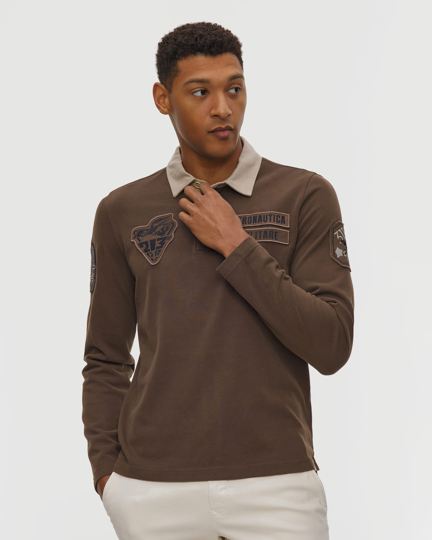 Aeronautica Militare Herren-Poloshirt aus Baumwolle mit Aufnähern, Farbe/Muster: Brązowy