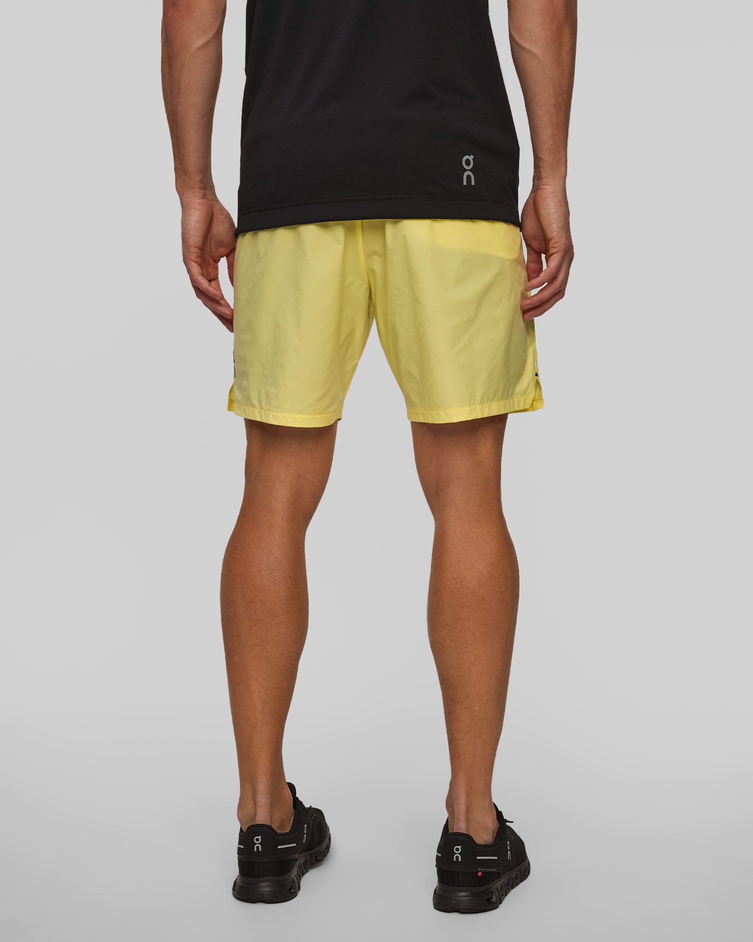 Pánske bežecké krátke nohavice 2v1 On Performance Hybrid Short