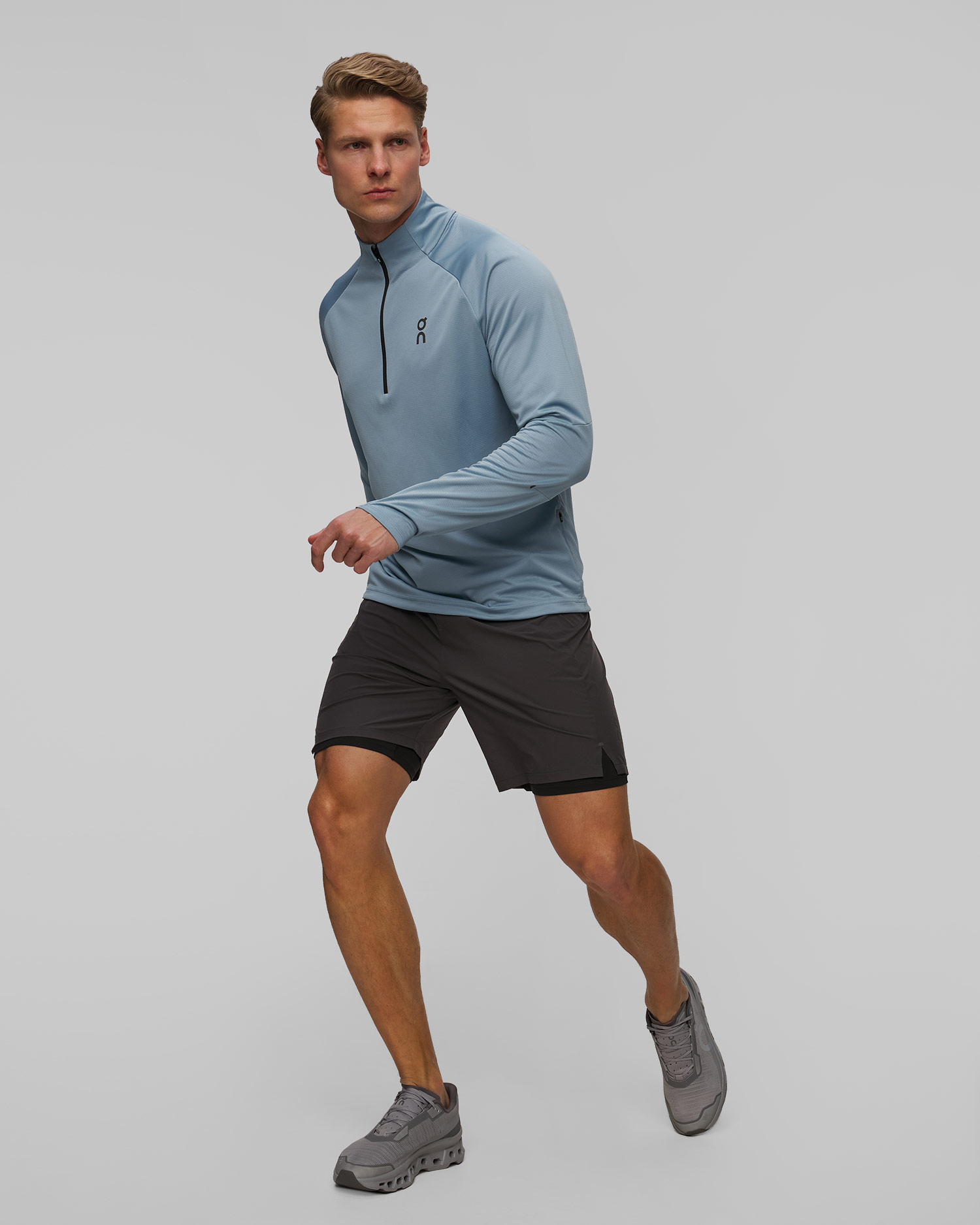 Short de course 2 en 1 pour hommes On Running Performance Hybrid Short
