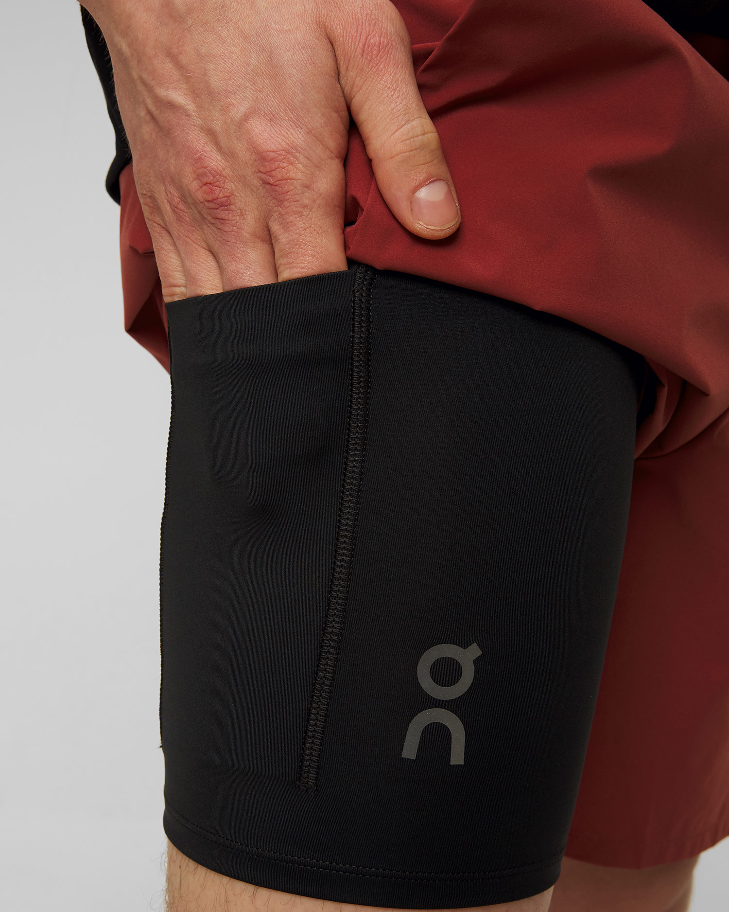 Men's 2in1 On Performance Hybrid Short