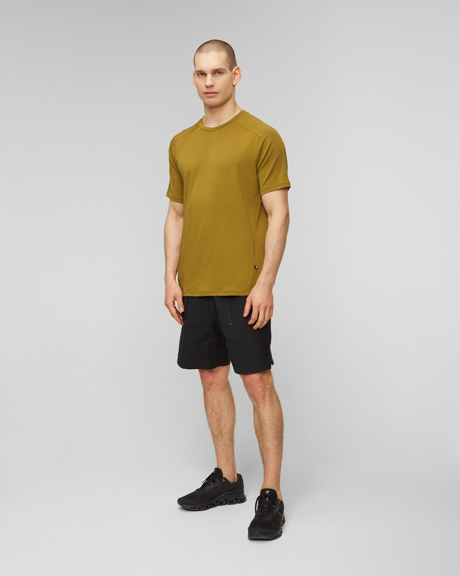 Men's T-shirt On Focus-T