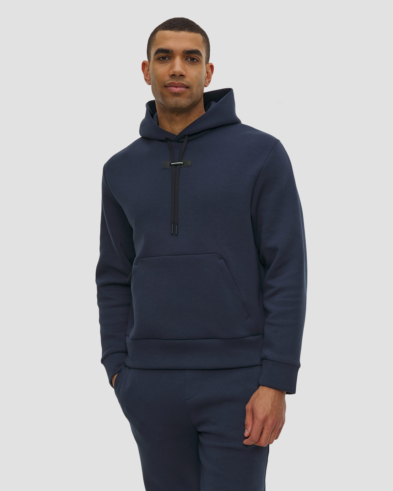 Bluza dresowa męska On Focus Tech Hoodie granatowa, Kolor/Wzór: Granatowy