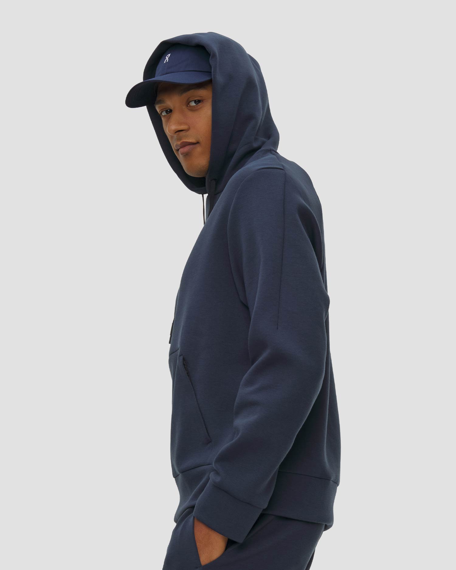 Pánska mikina On Focus Tech Hoodie modrá