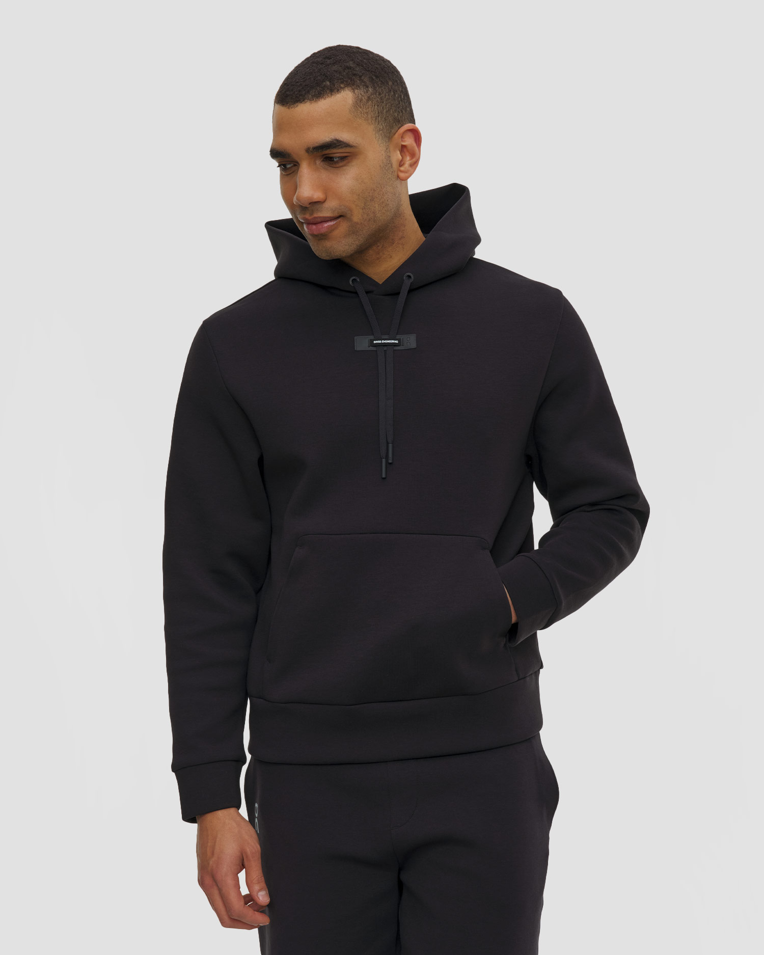Bluza dresowa męska On Focus Tech Hoodie czarna, Kolor/Wzór: Czarny