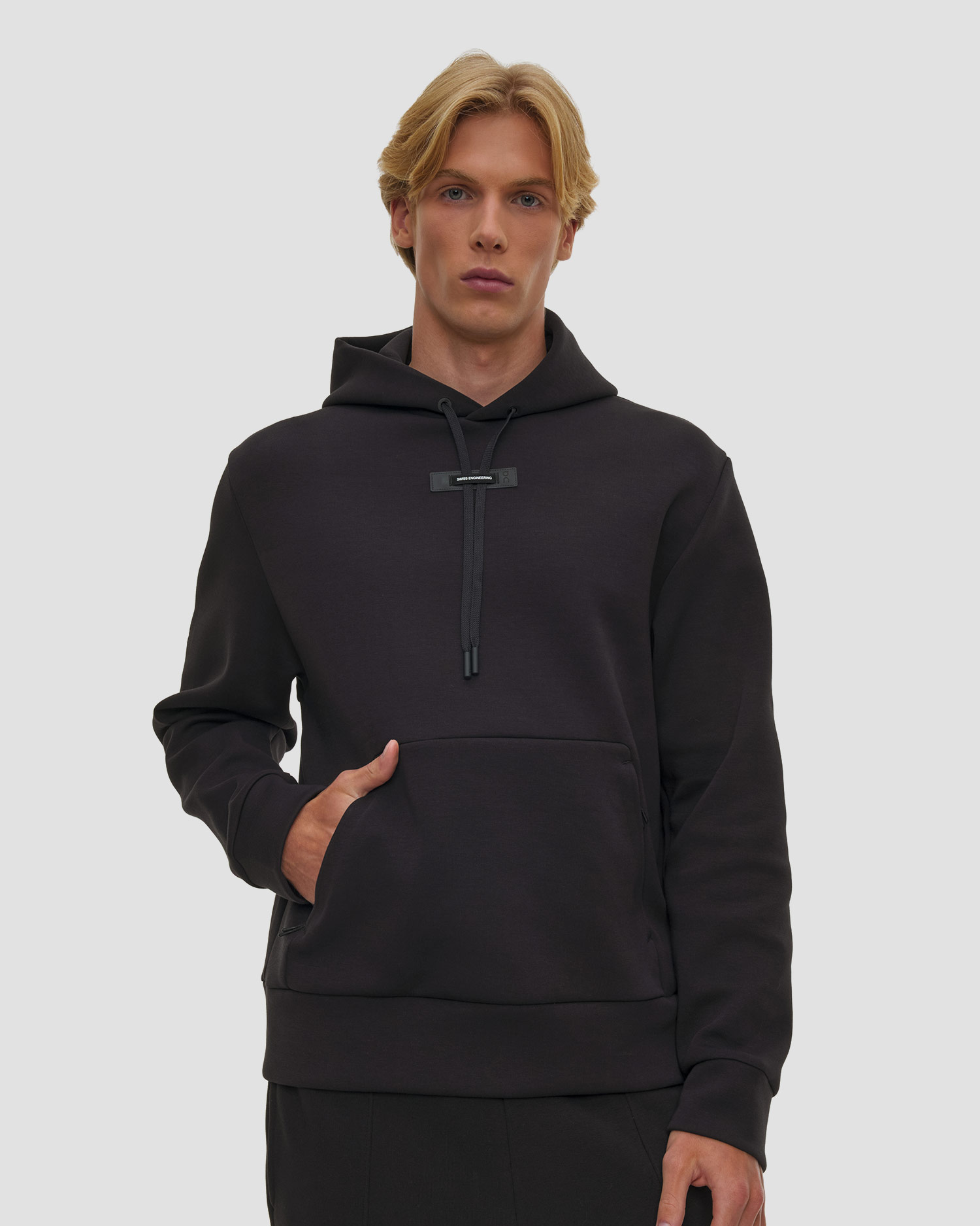 Pánska tepláková mikina On Focus Tech Hoodie čierna, Farba-Vzor: Czarny