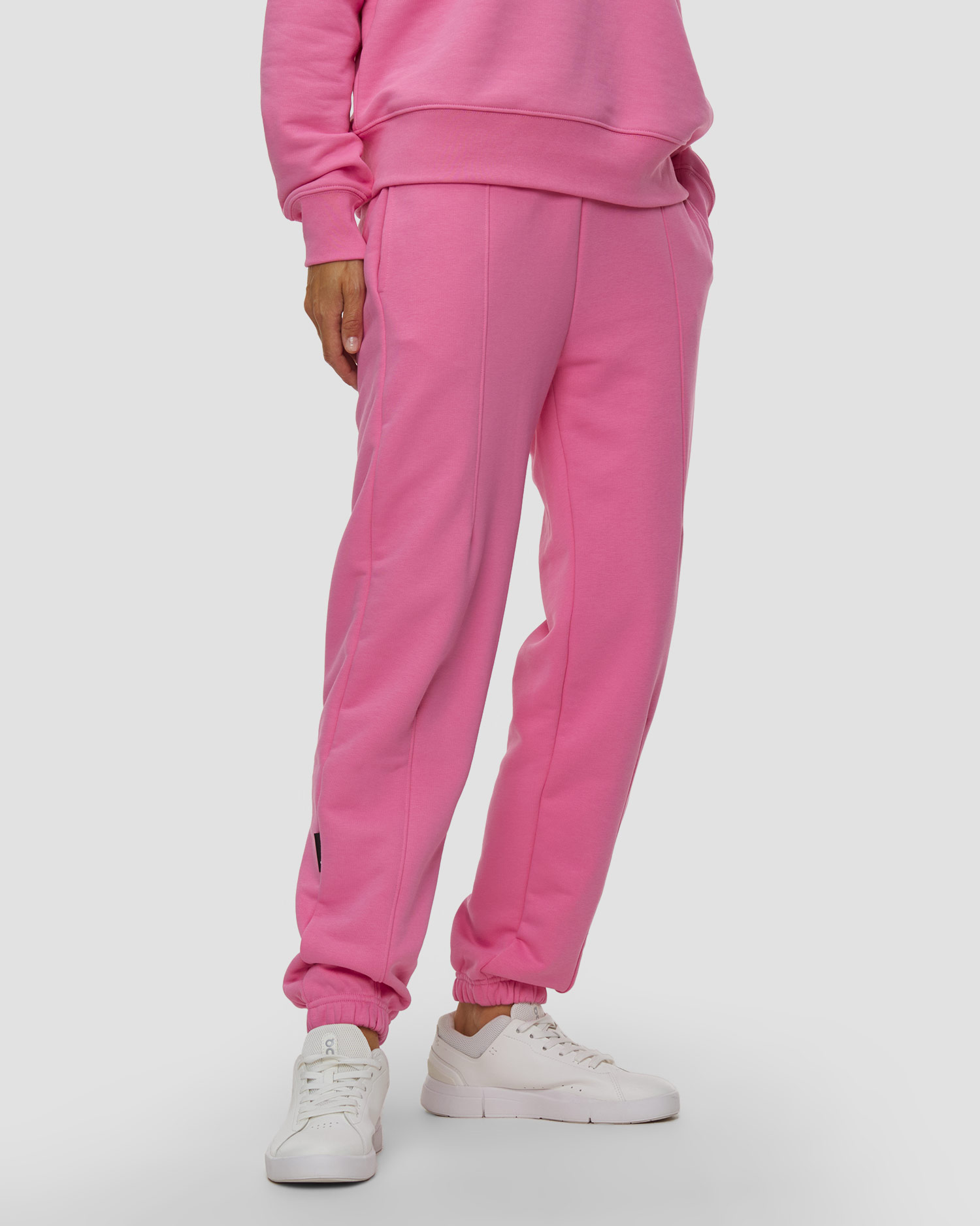 Pantaloni della tuta da donna On Club Pants, Colore/Disegno: Różowy