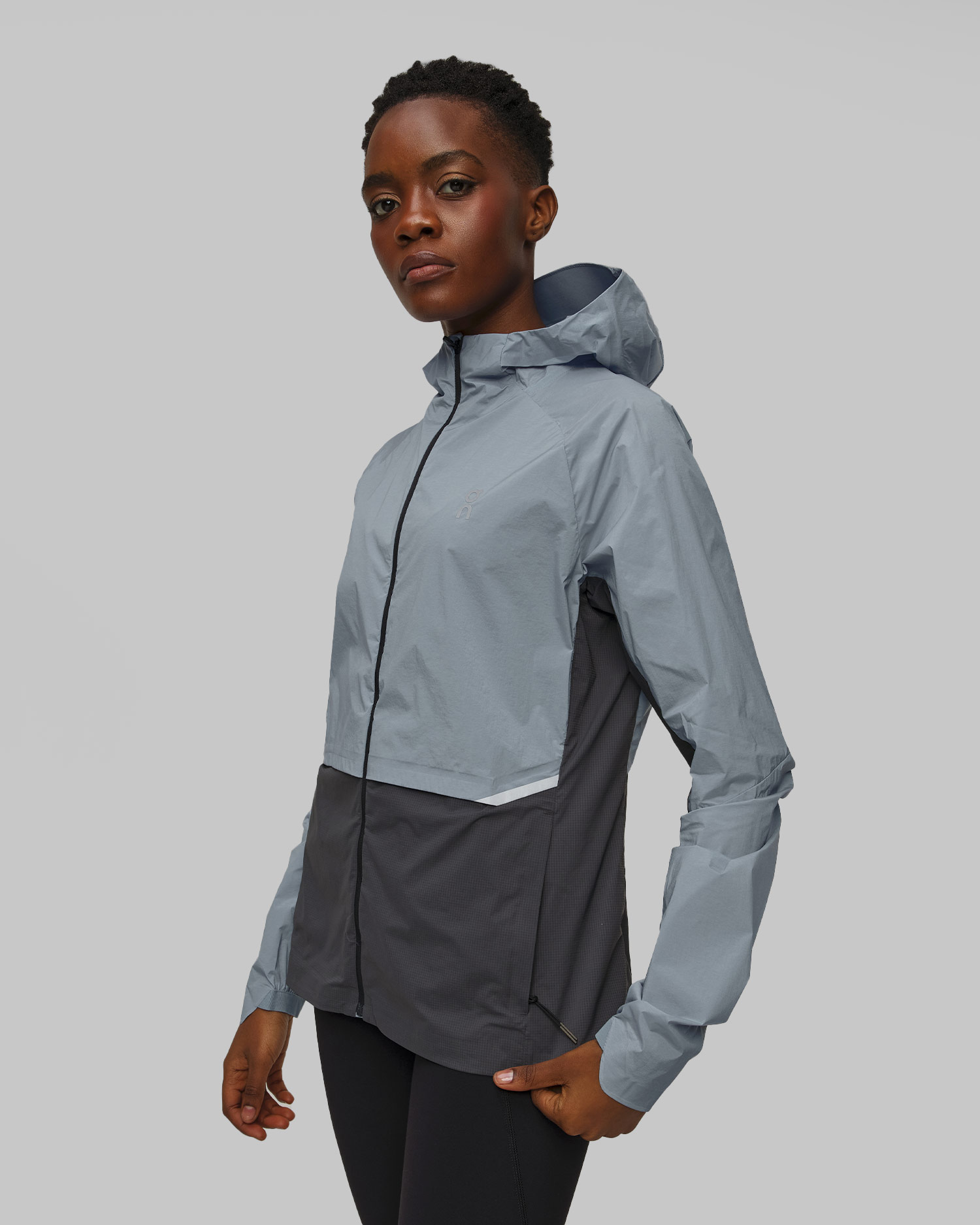 Dámska bežecká vetrovka On Core Jacket