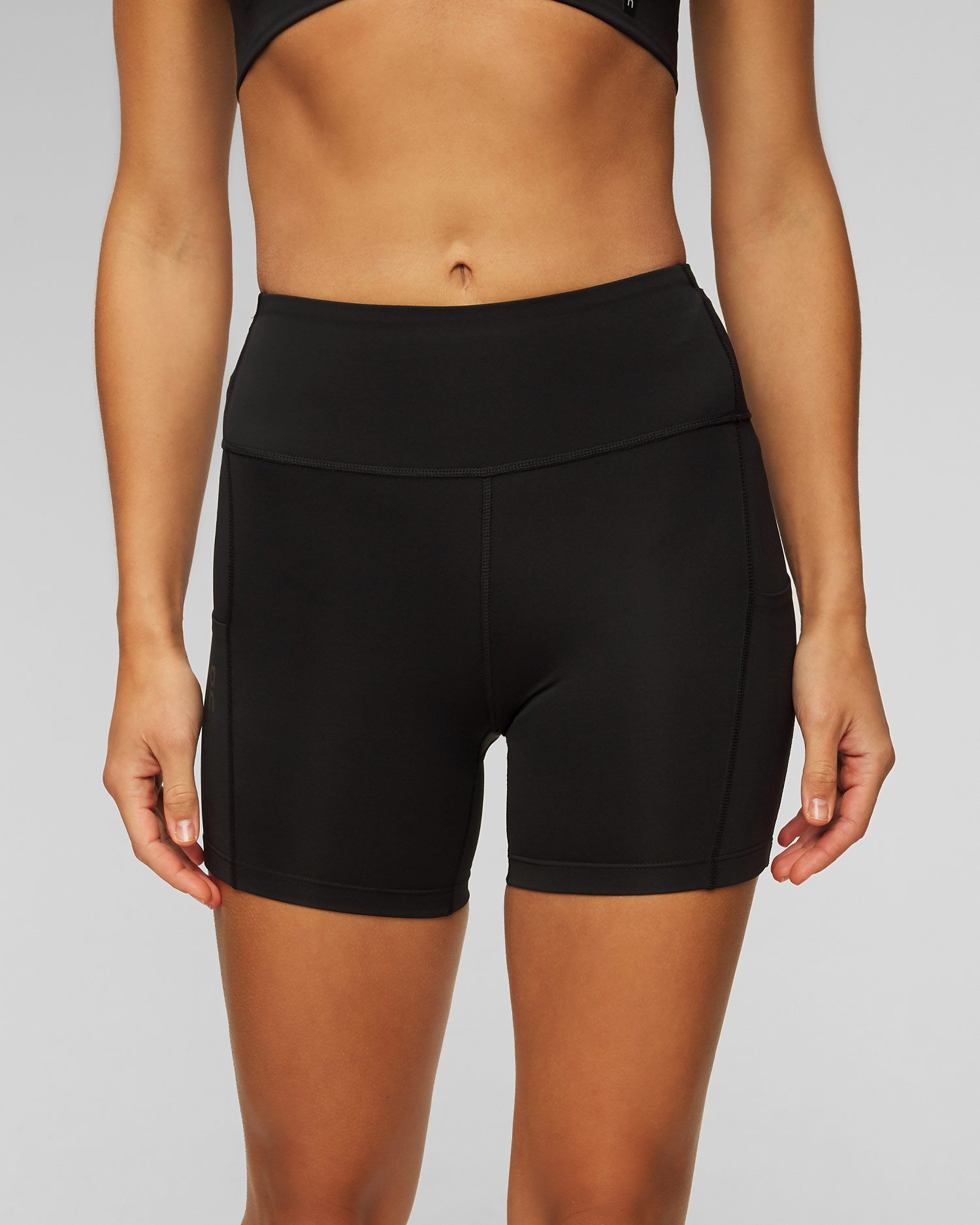 On Running Performance Short Tights Kurze Damen-Leggings