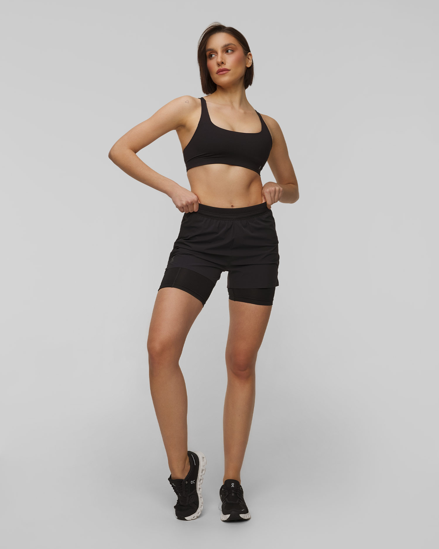 Pantaloncini da donna On Running 3