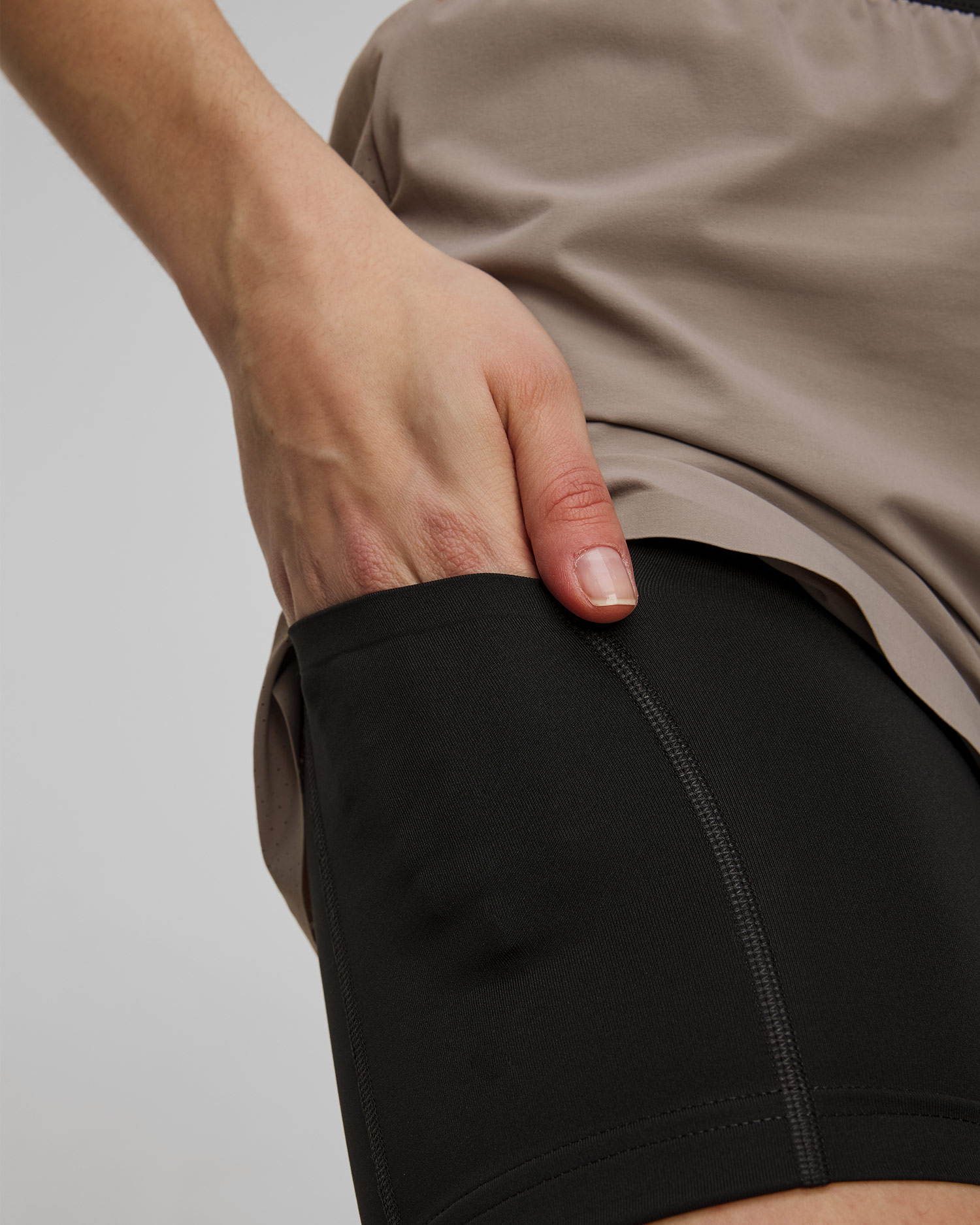 Dámske šortky On 3" Performance 2-in-1 Short