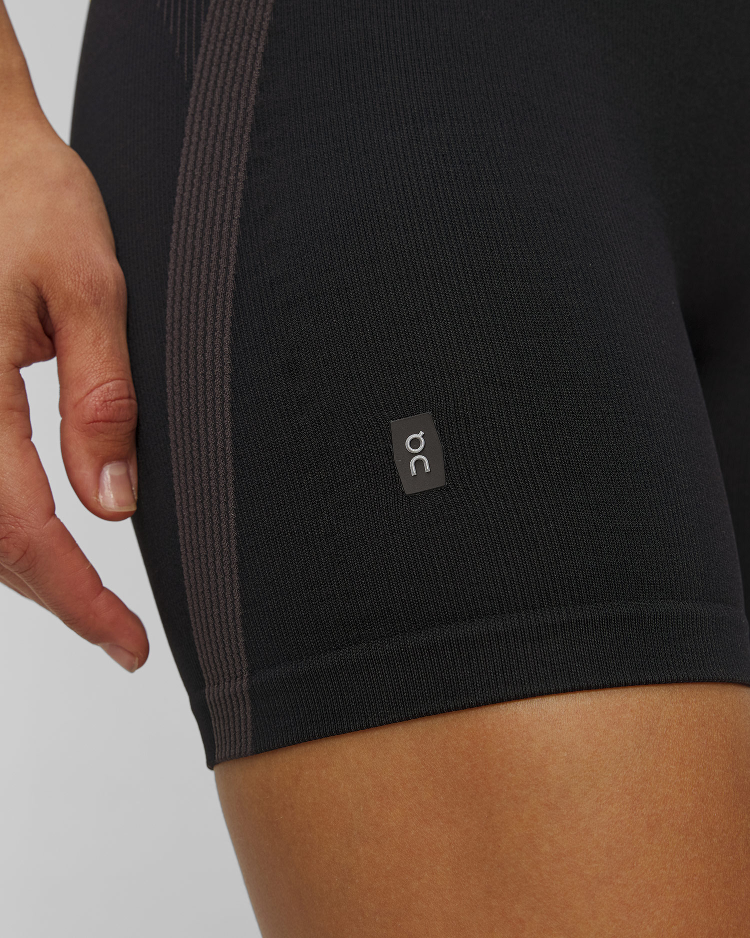 Športové bikery On Studio Knit Shorts Zendaya Edit