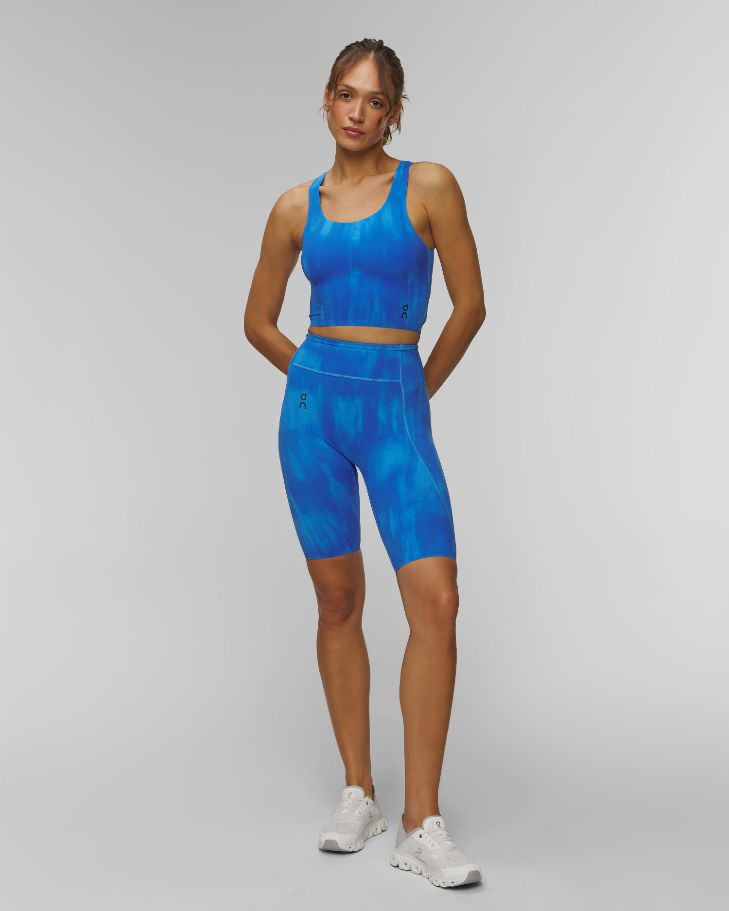 Crop top On Running Studio Open Back Crop Zendaya Edit