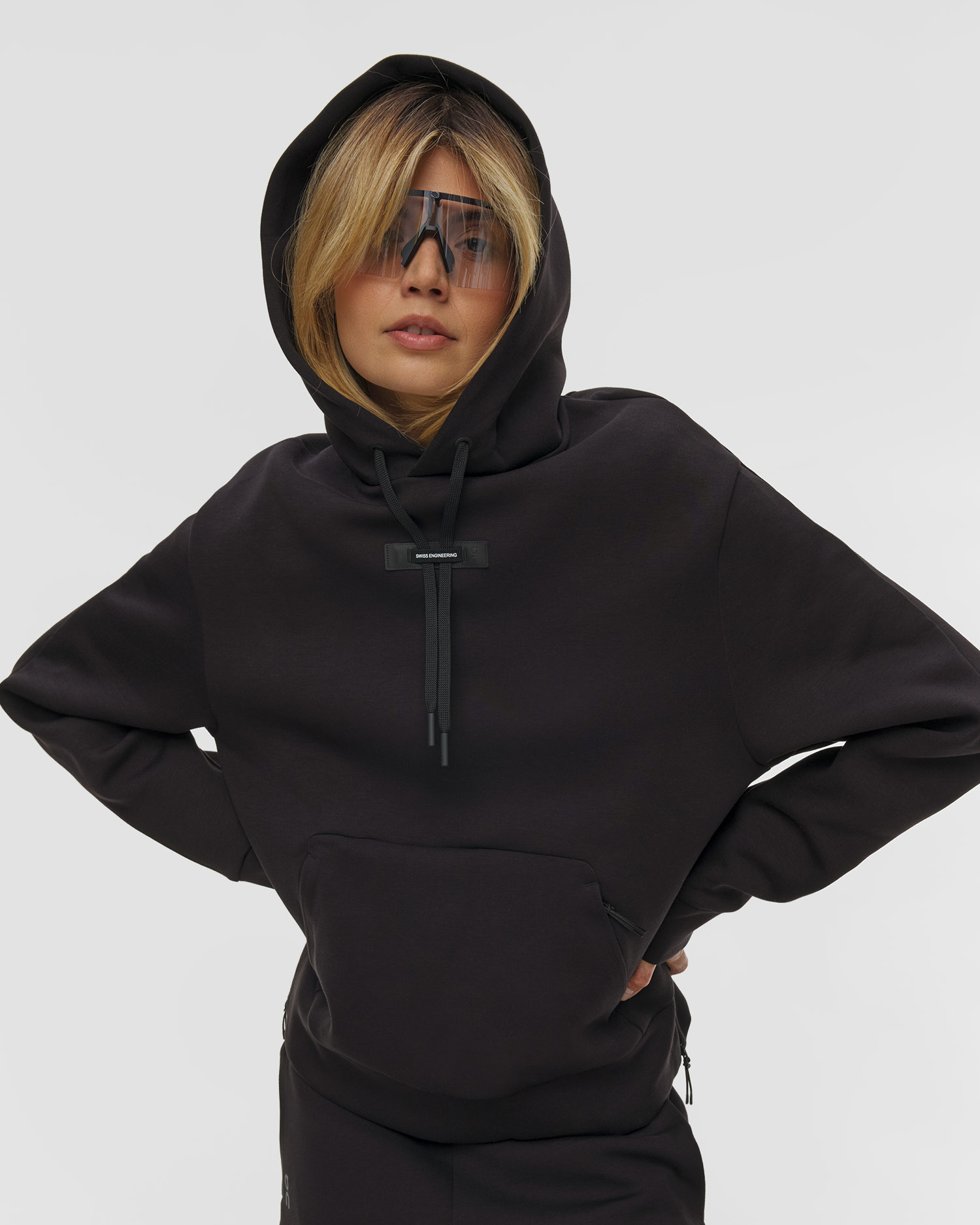 Dámska mikina On Focus Tech Hoodie čierna, Farba-Vzor: Czarny