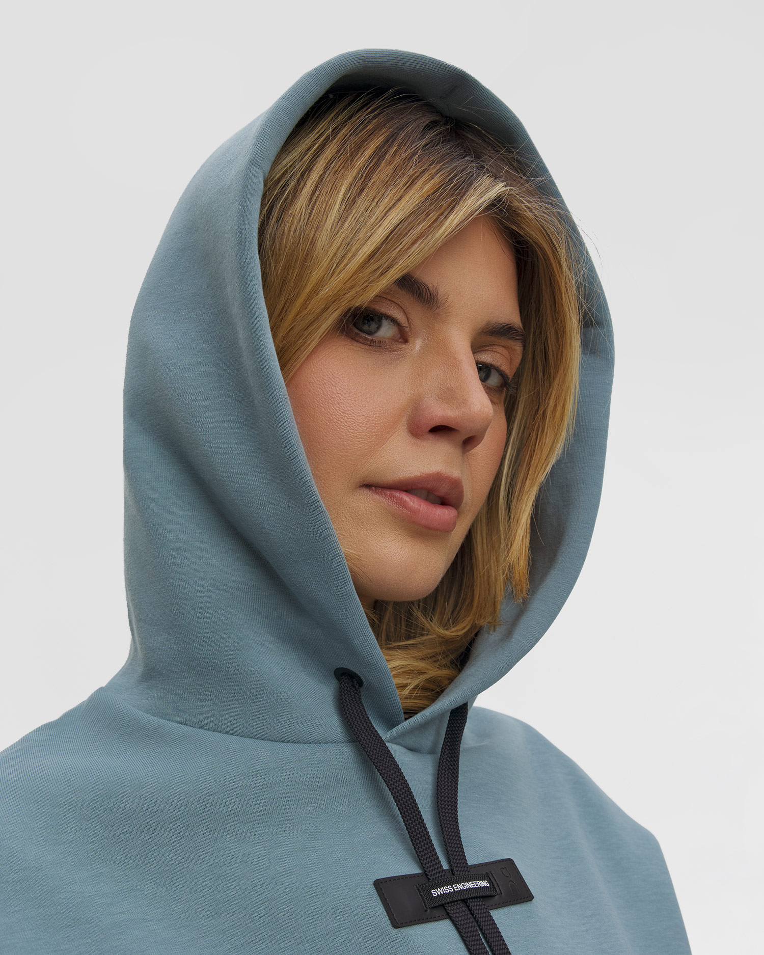 Dámska mikina s kapucňou On Focus Tech Hoodie