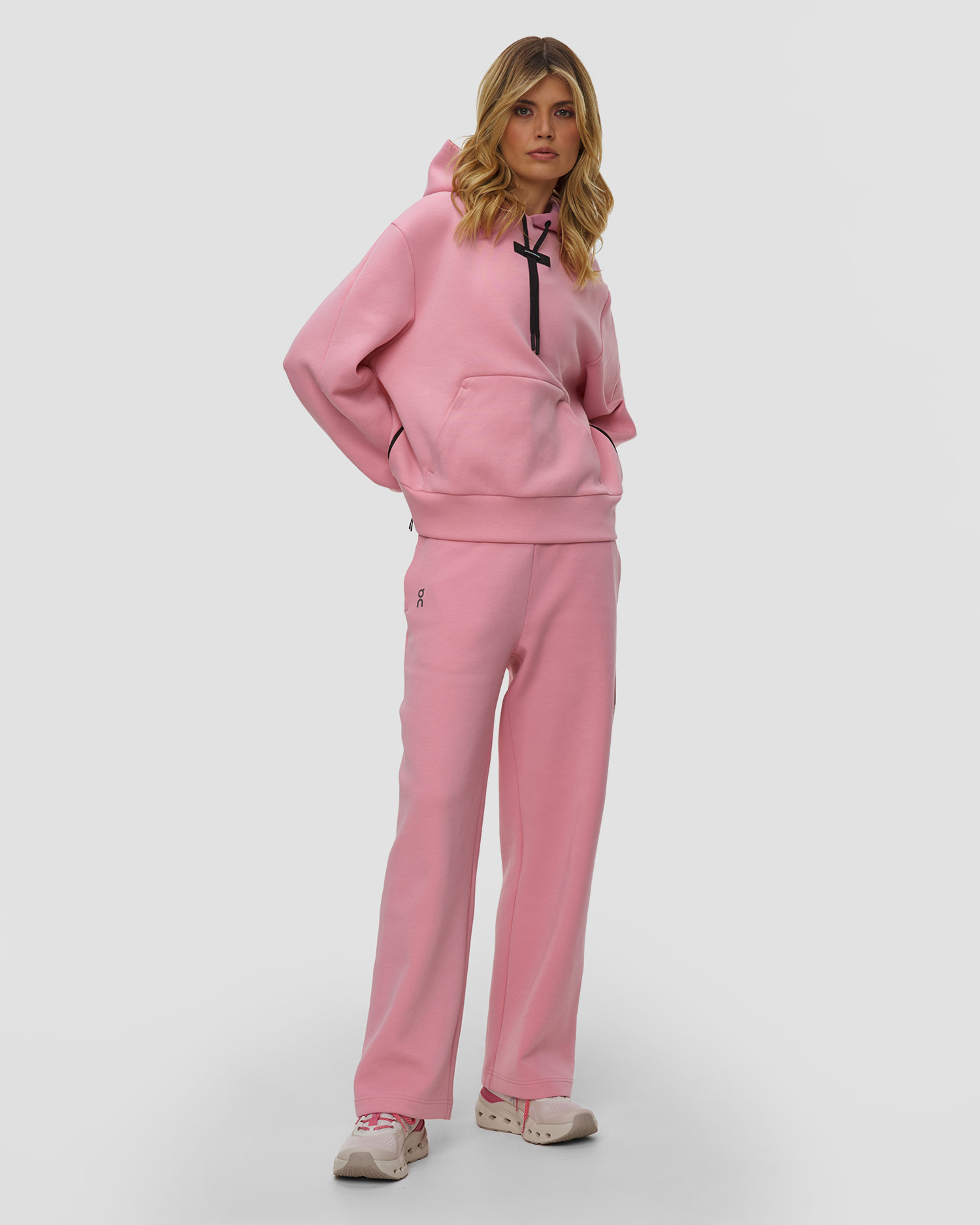Dámska mikina s kapucňou On Focus Tech Hoodie