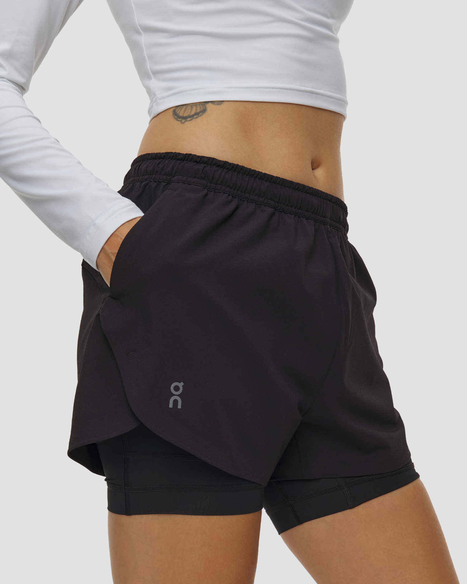 Dámské šortky On Train 2-In-1 Shorts