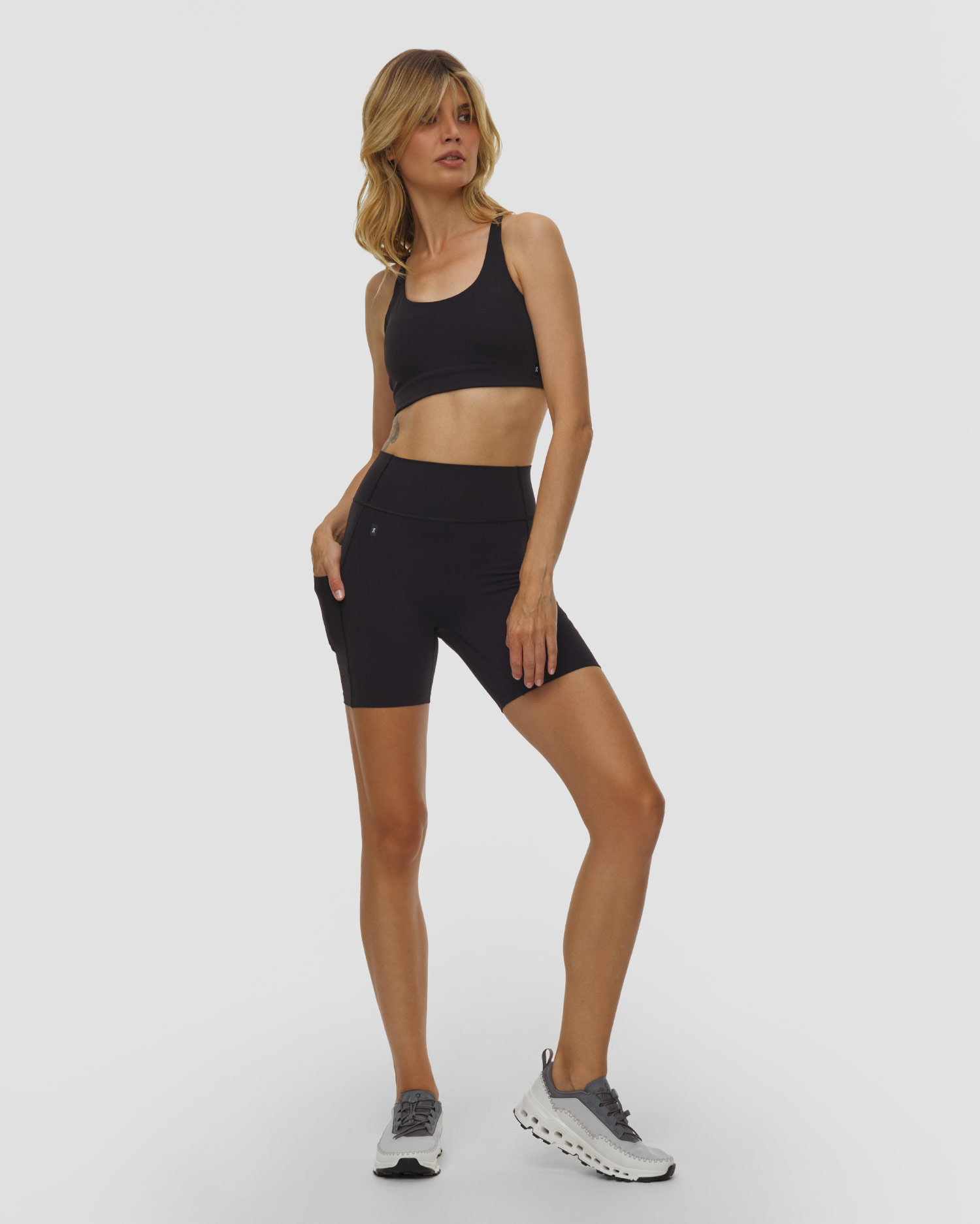 Dámske krátke nohavice On Studio Tights Shorts 6"