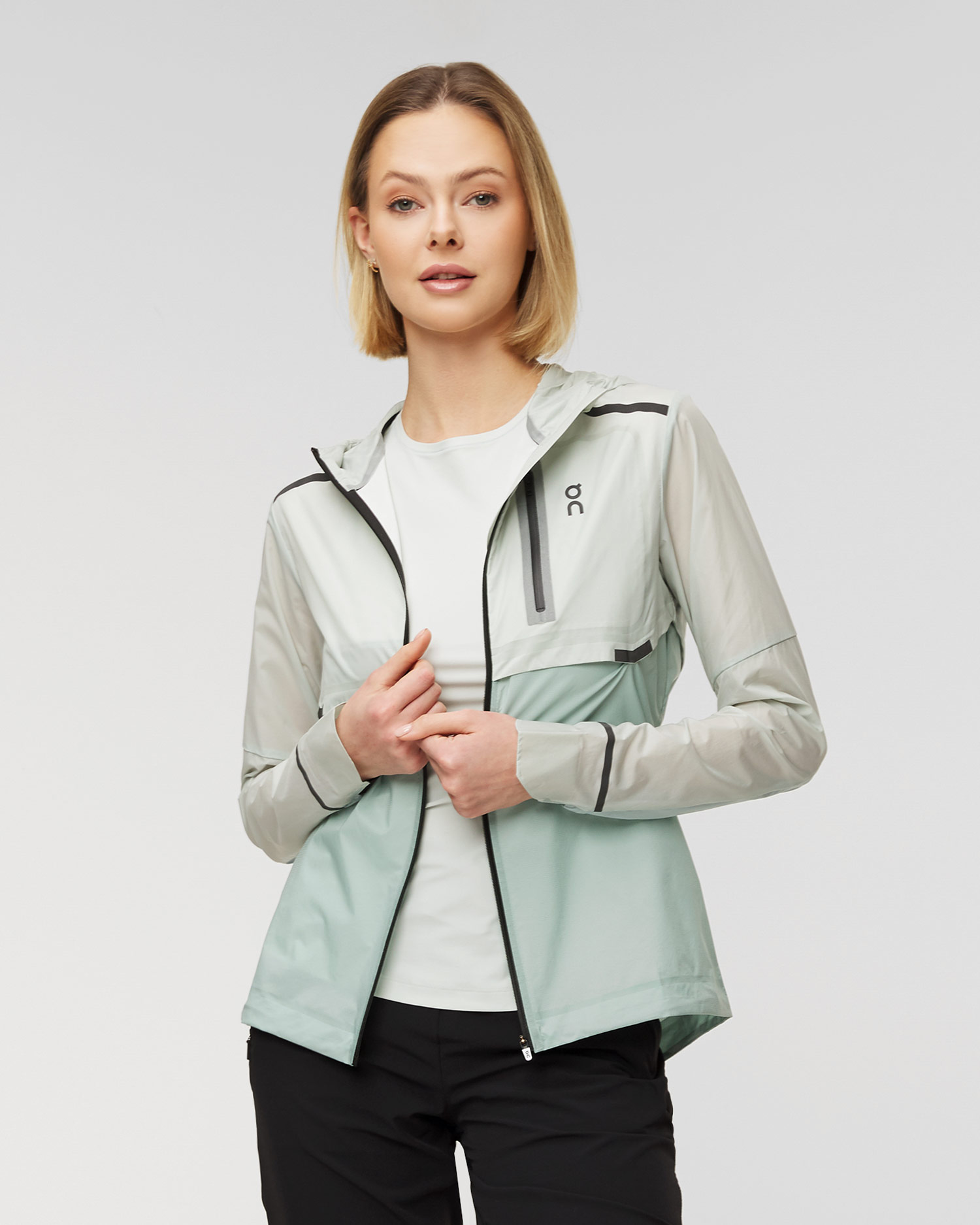 ON RUNNING women’s weatherjacket 20400428surfsea S'portofino
