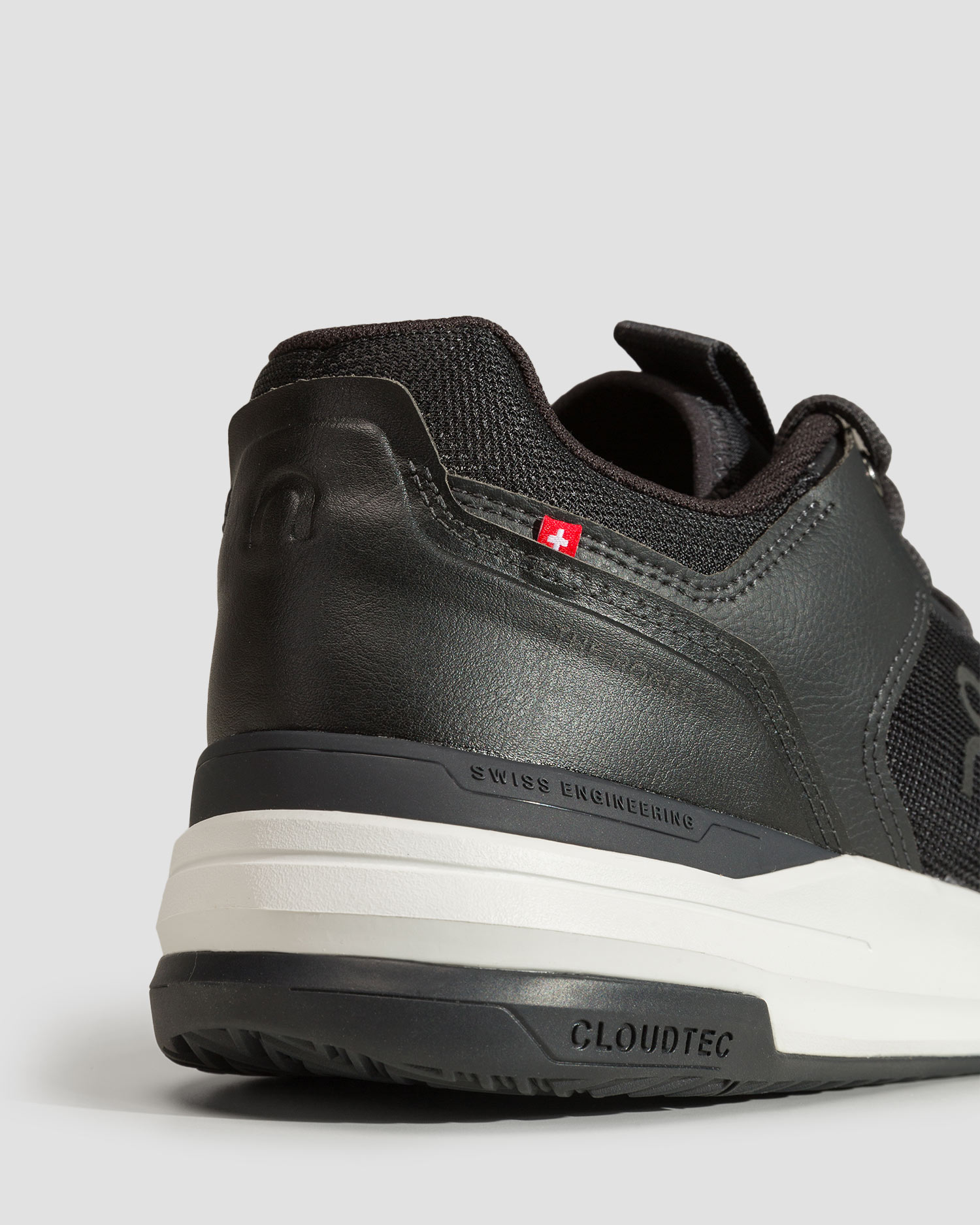 Buty tenisowe damskie On The Roger Clubhouse PRO