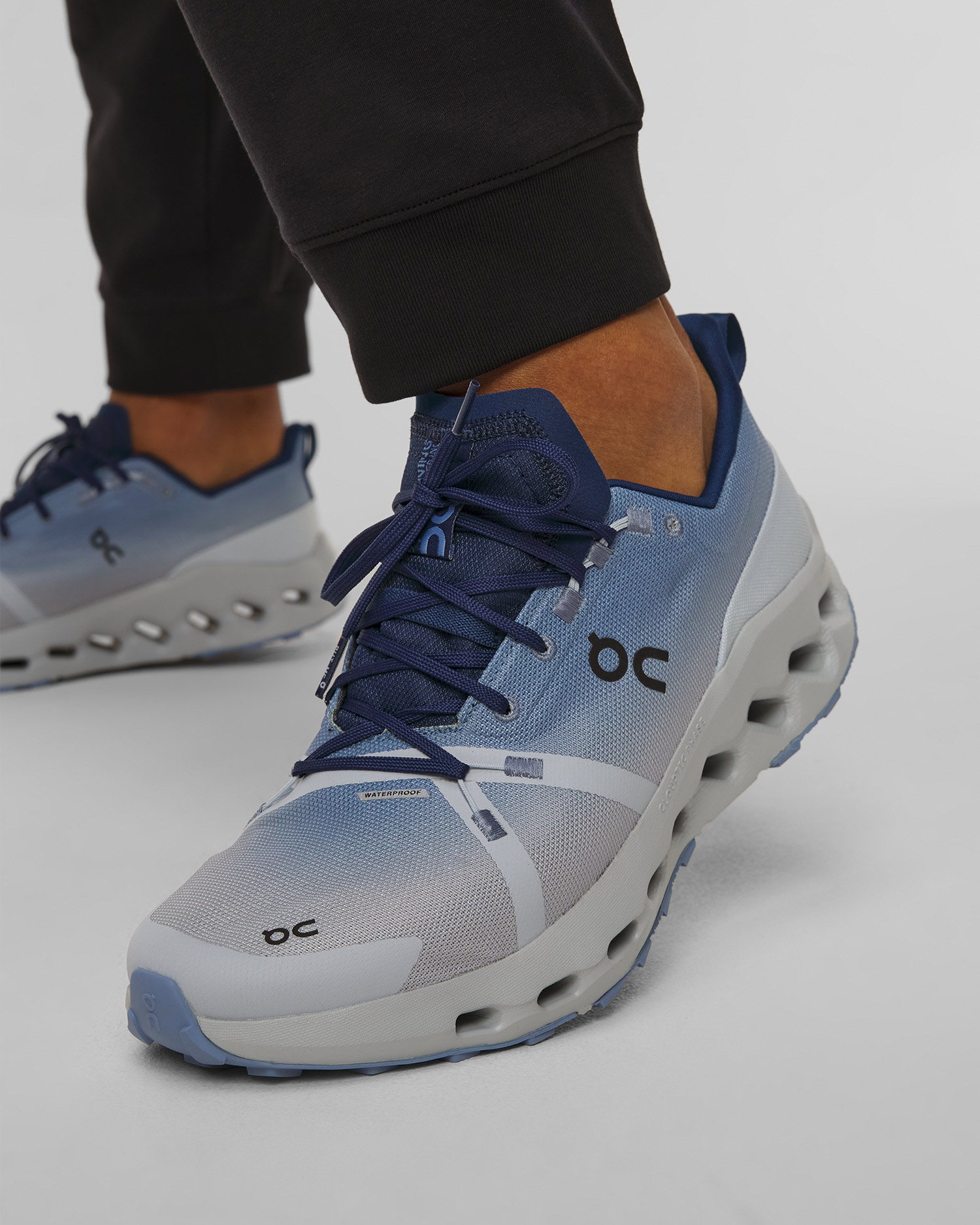 Scarpe impermeabili da trail da uomo On Cloudsurfer Trail