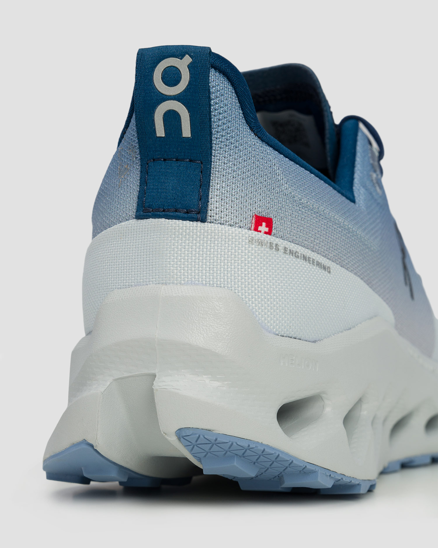Scarpe impermeabili da trail da uomo On Cloudsurfer Trail