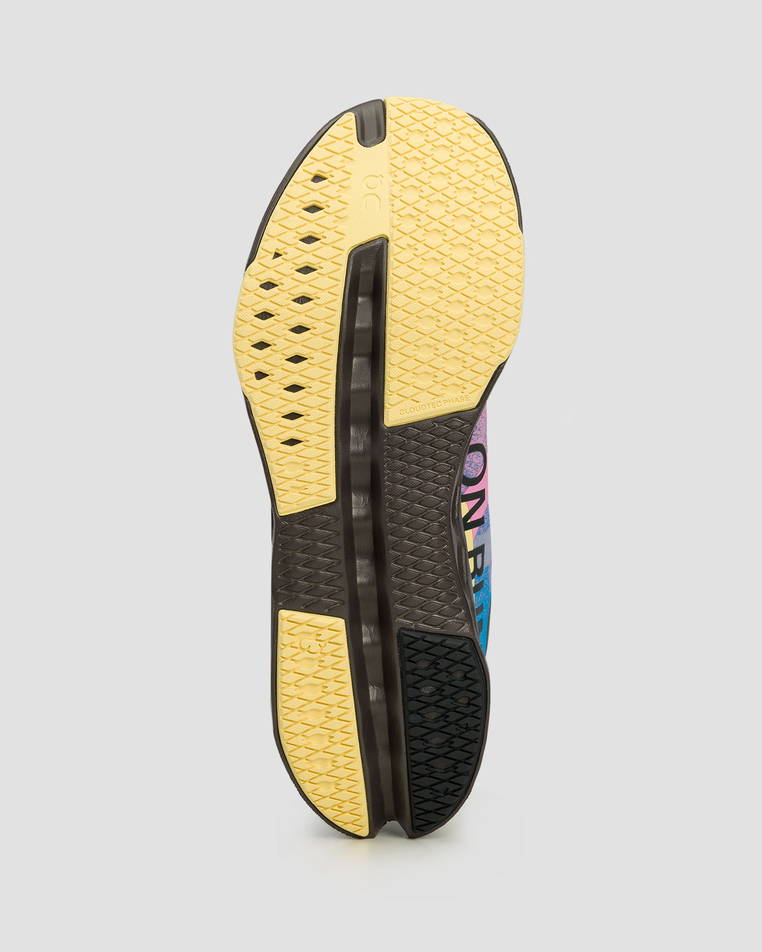 Men's running shoes On Cloudsurfer Next