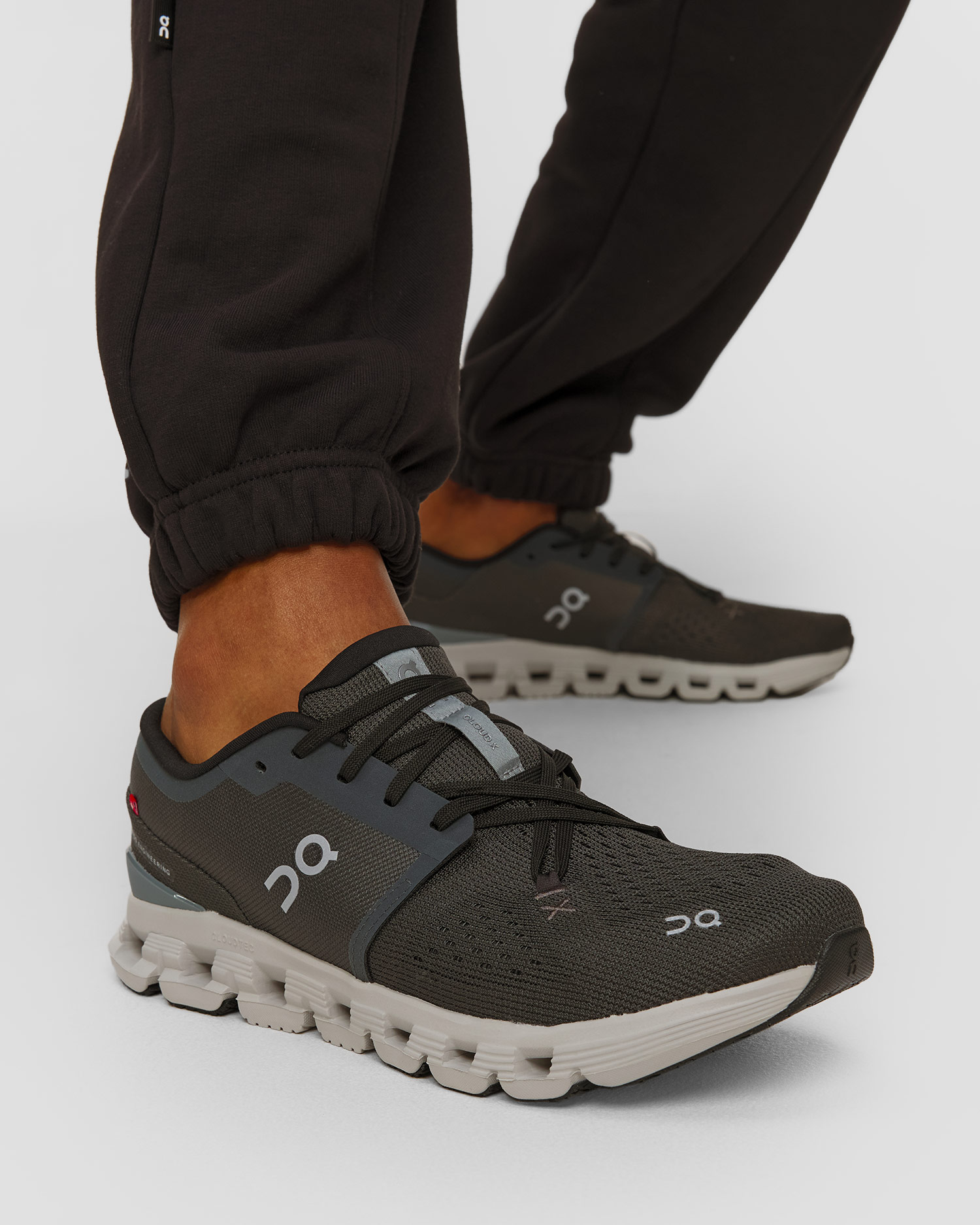 Scarpe da uomo On Running Cloud X 4