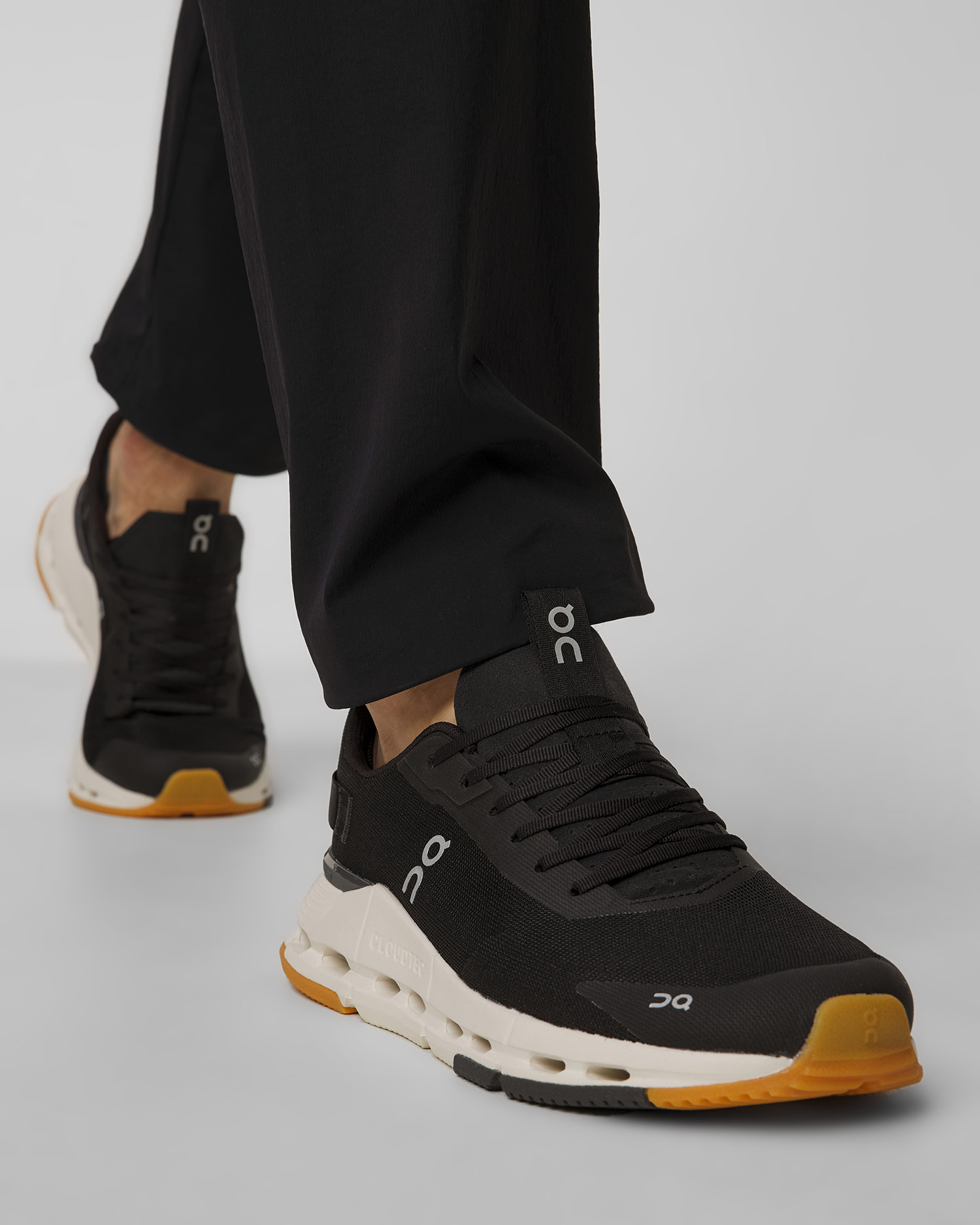 Sneakers pour hommes On Running Cloudnova Form 2