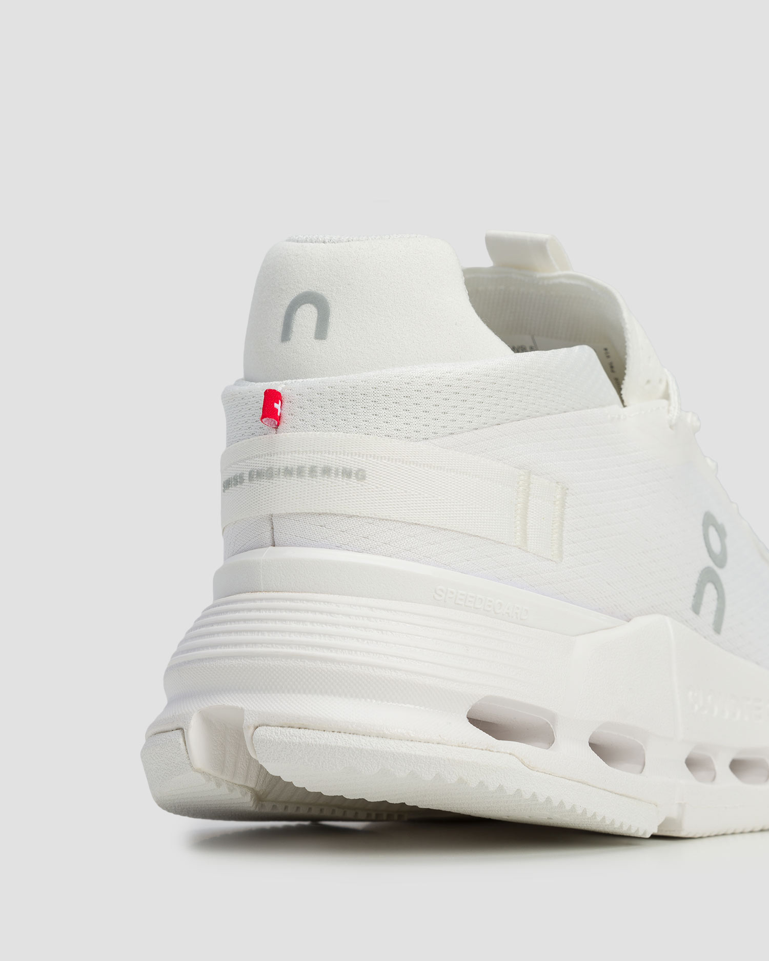 Sneakers blancs pour hommes On Cloudnova 2