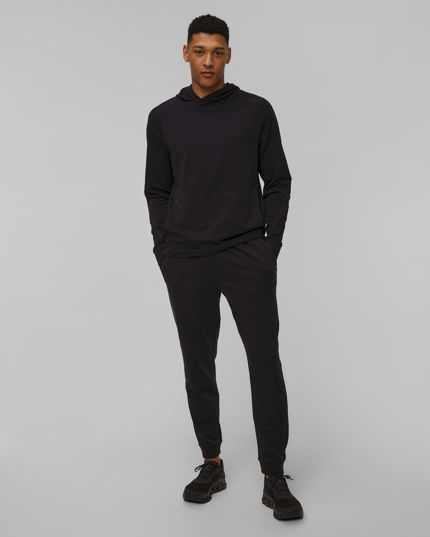 Adidași pentru bărbați On Cloudmonster Void