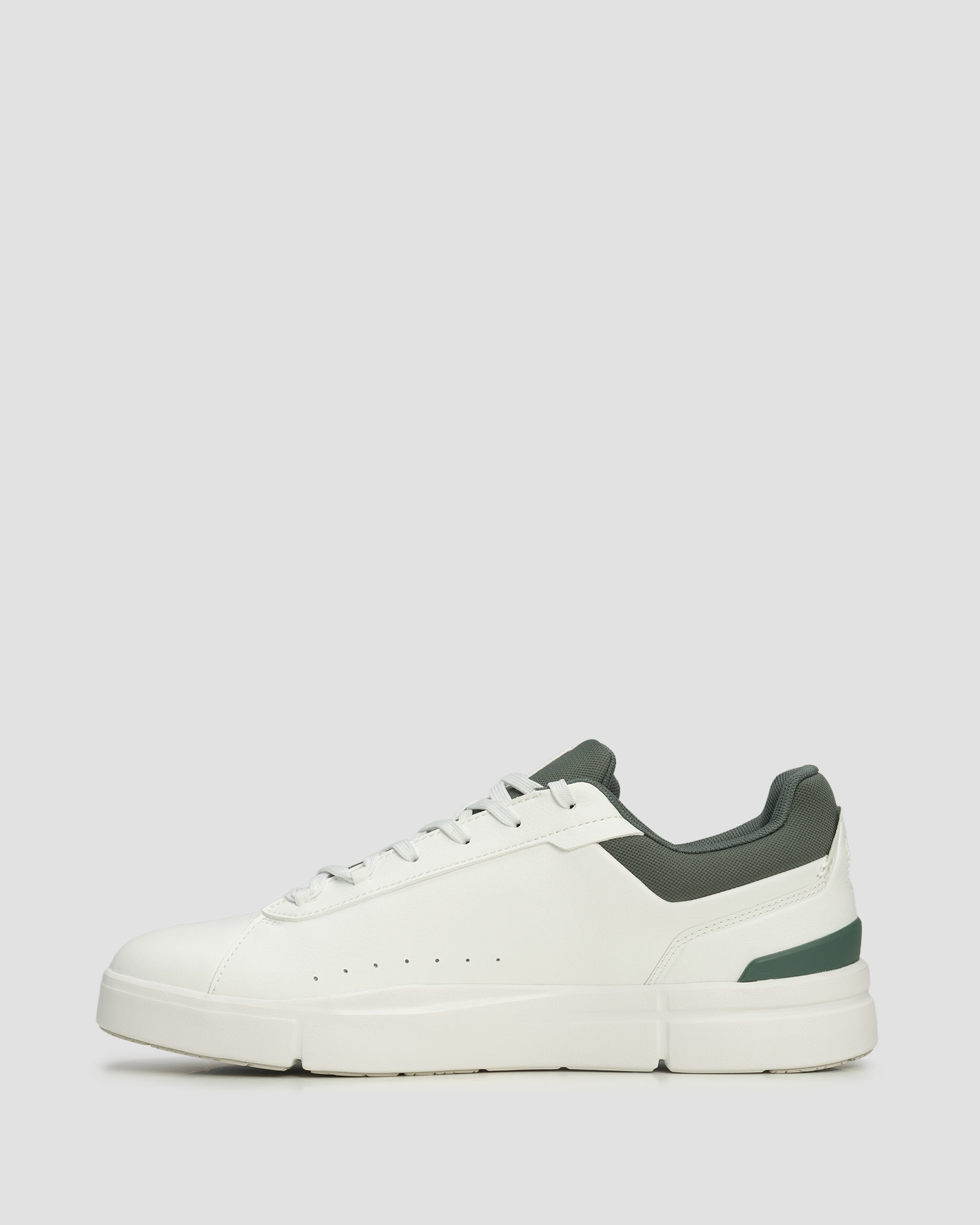Adidași pentru bărbați On THE ROGER Advantage