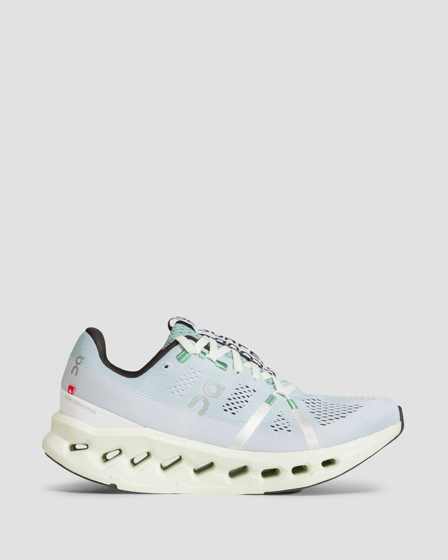 Dámské běžecké boty On Cloudsurfer 7