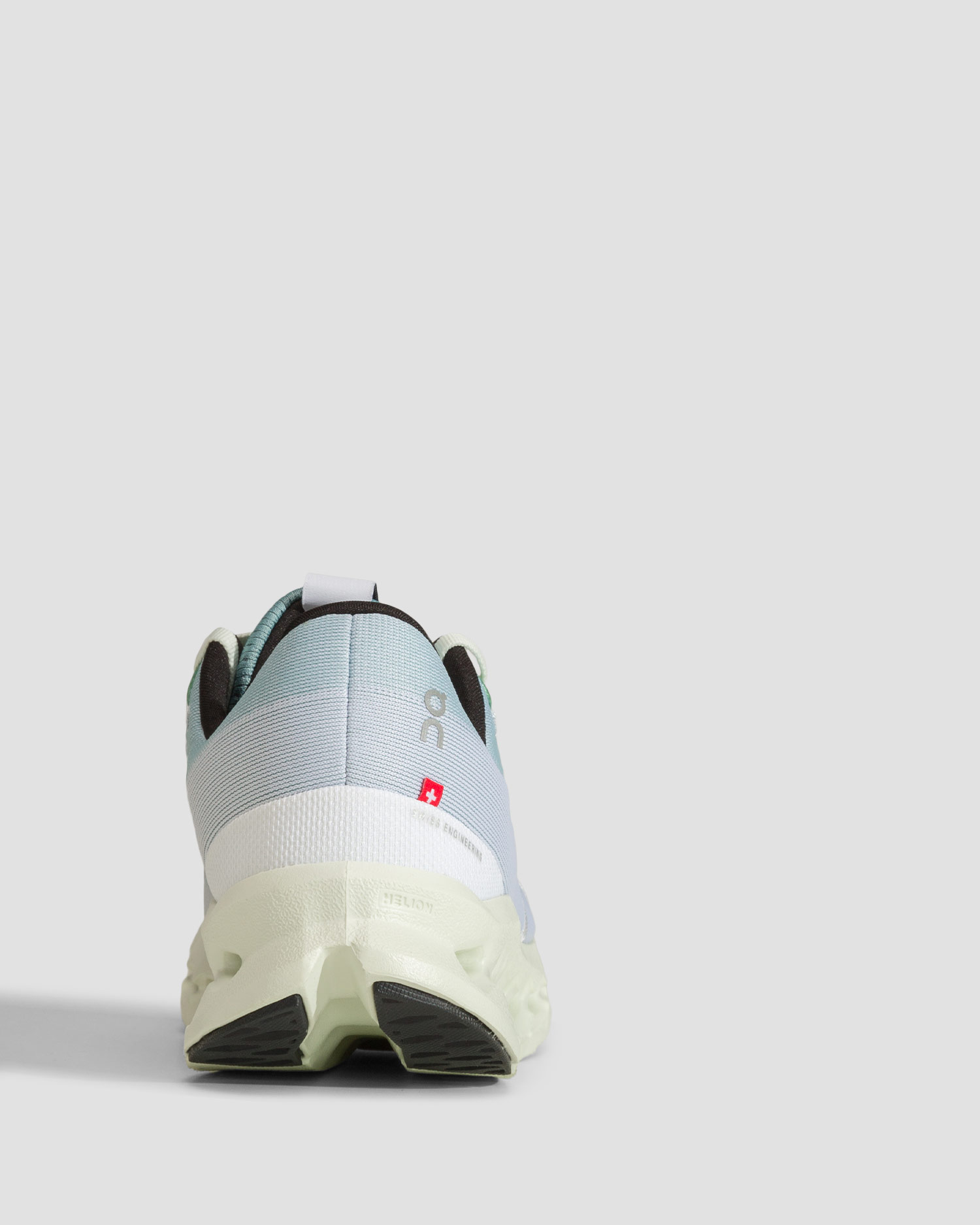 Dámské běžecké boty On Cloudsurfer 7