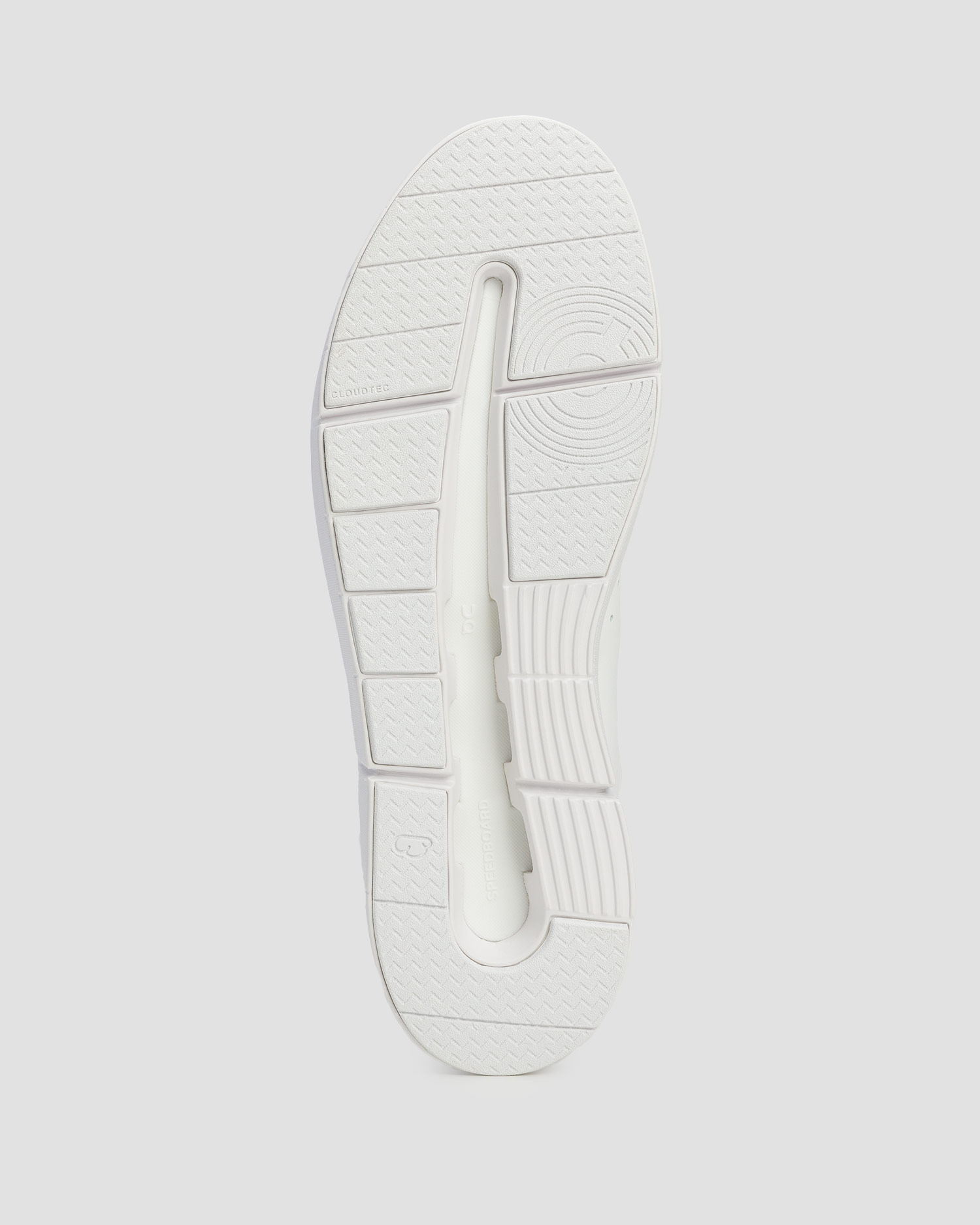 Women's white sneakers On The Roger Advantage