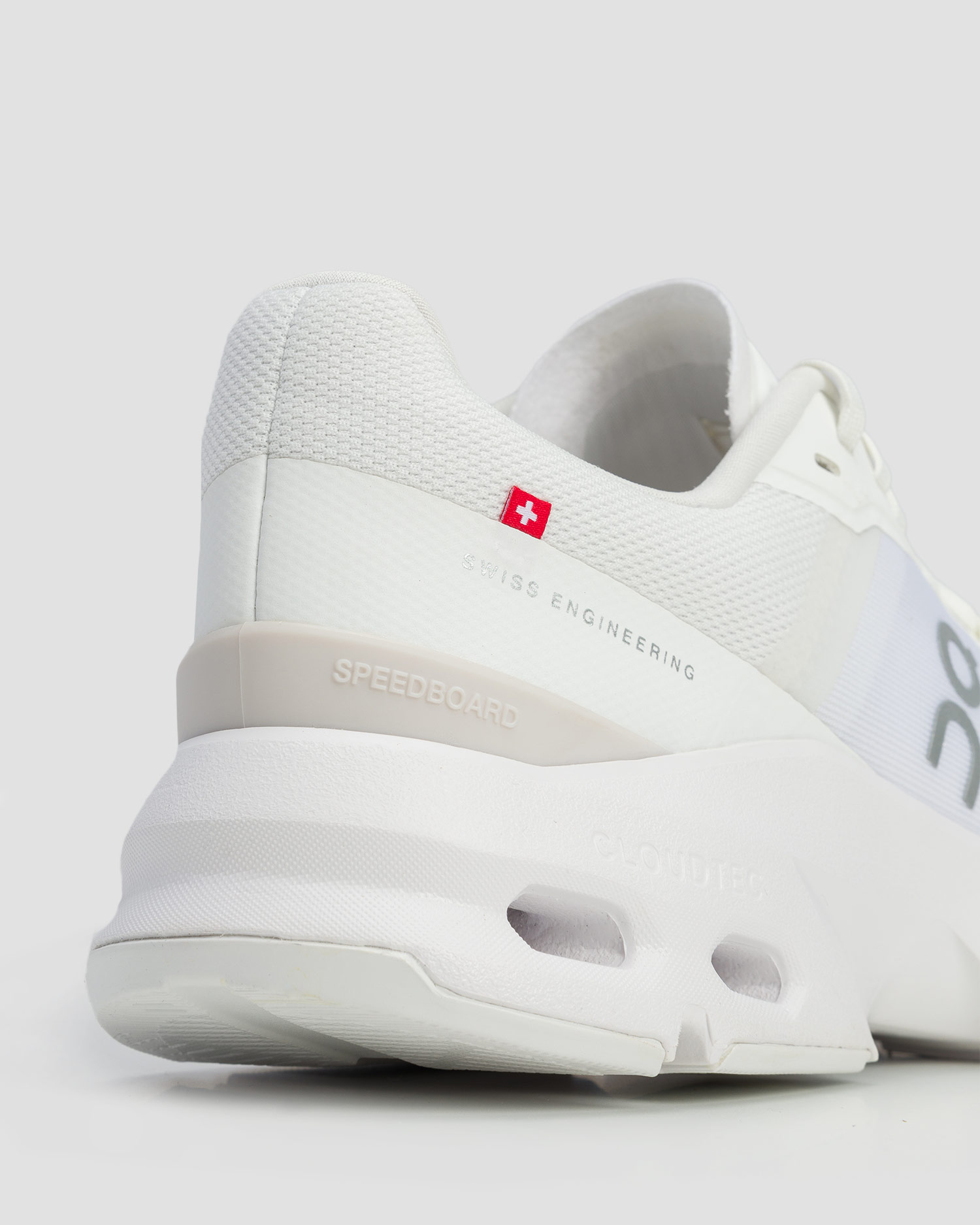 Women's training shoes On Cloudpulse