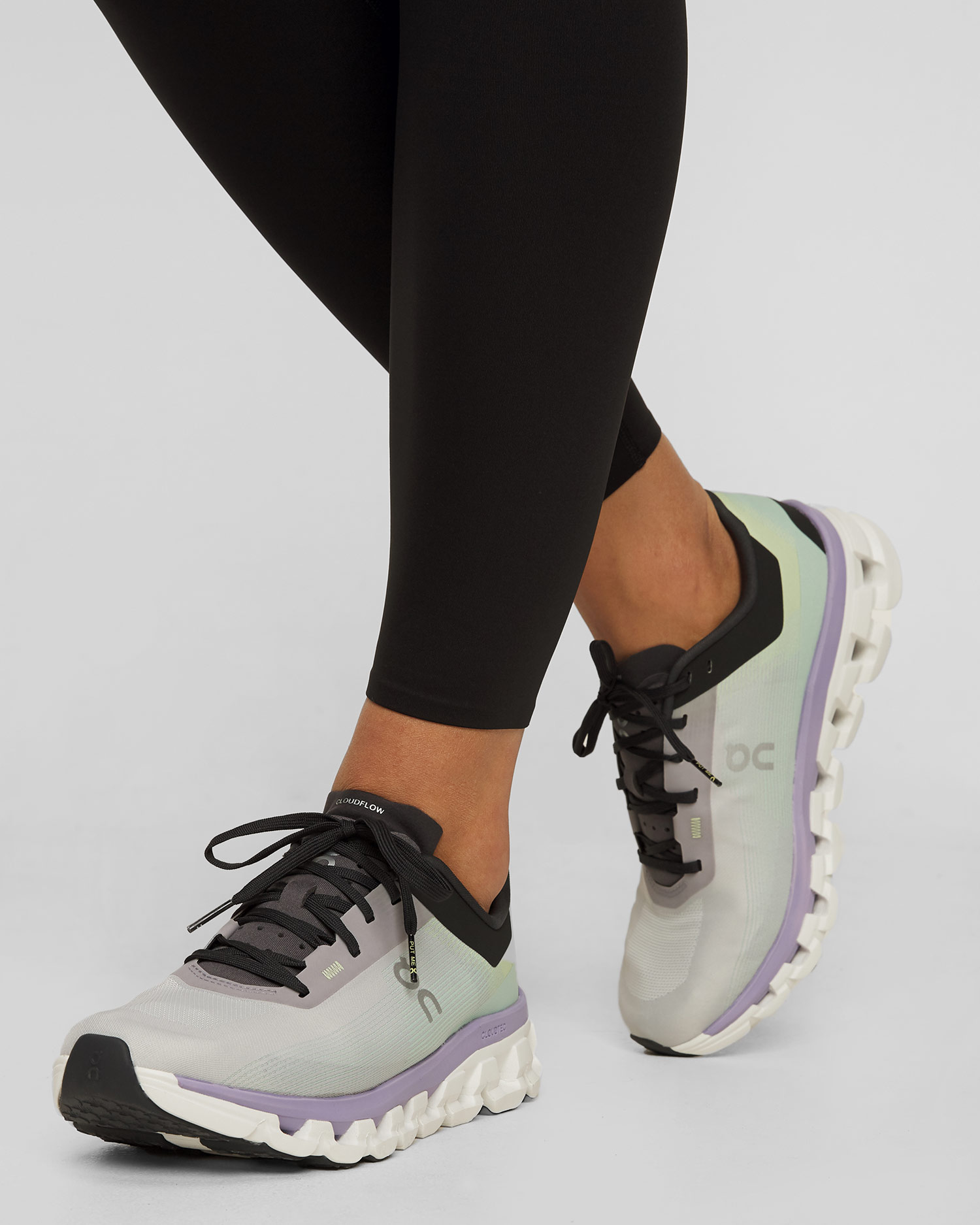 On Cloudflow 4 Damenschuhe