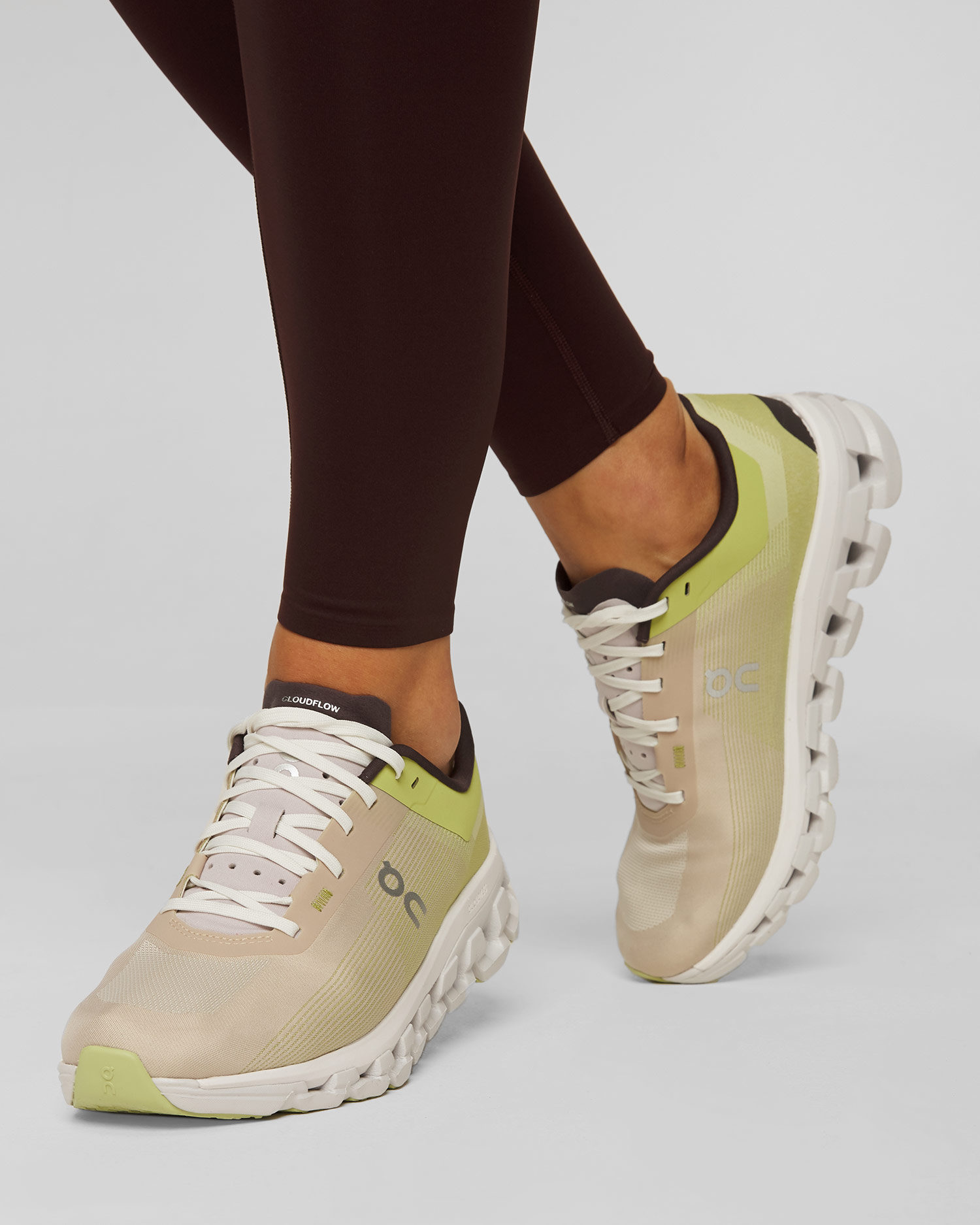 Dámské běžecké boty On Cloudflow 4
