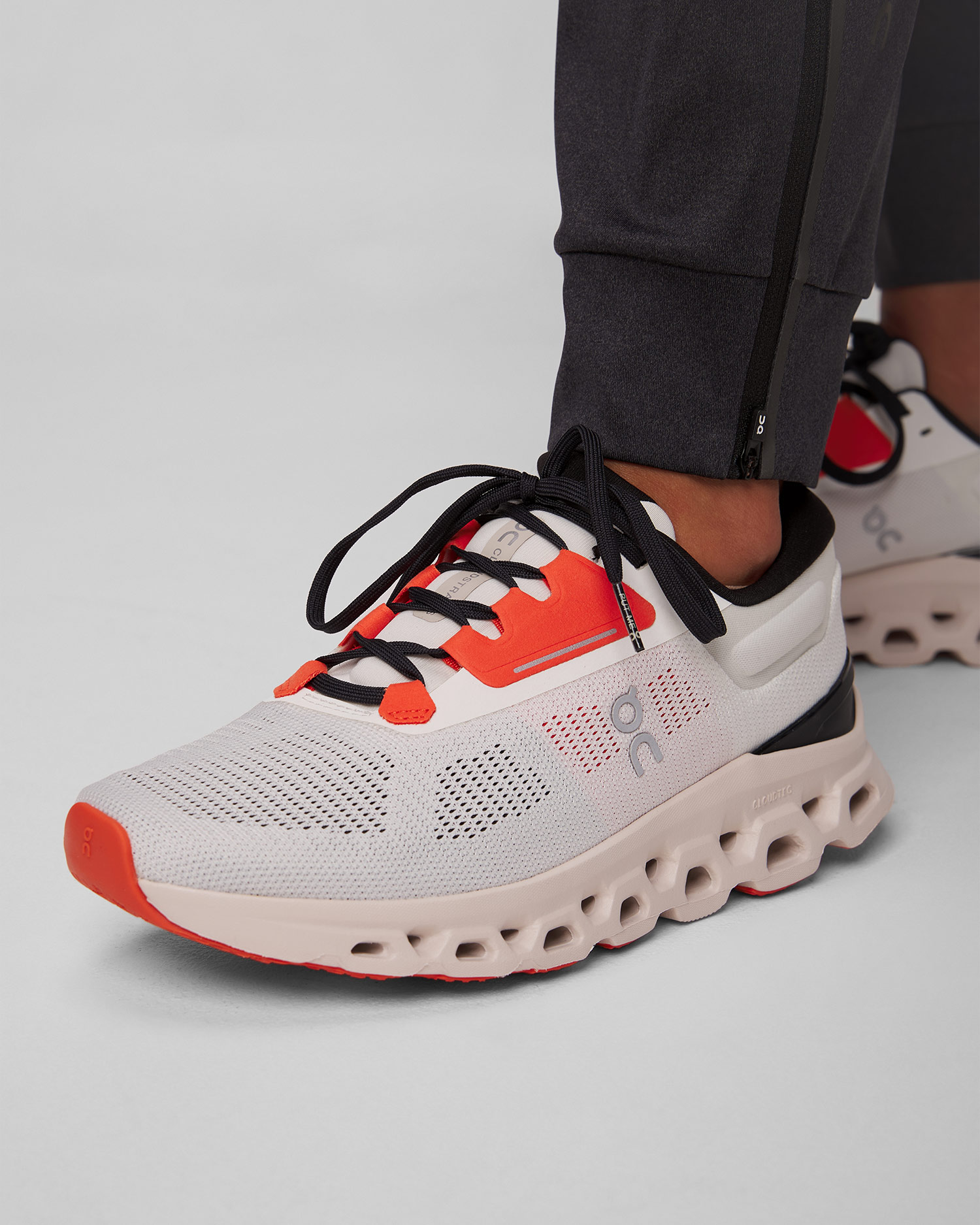 Buty biegowe damskie On Cloudstratus 3