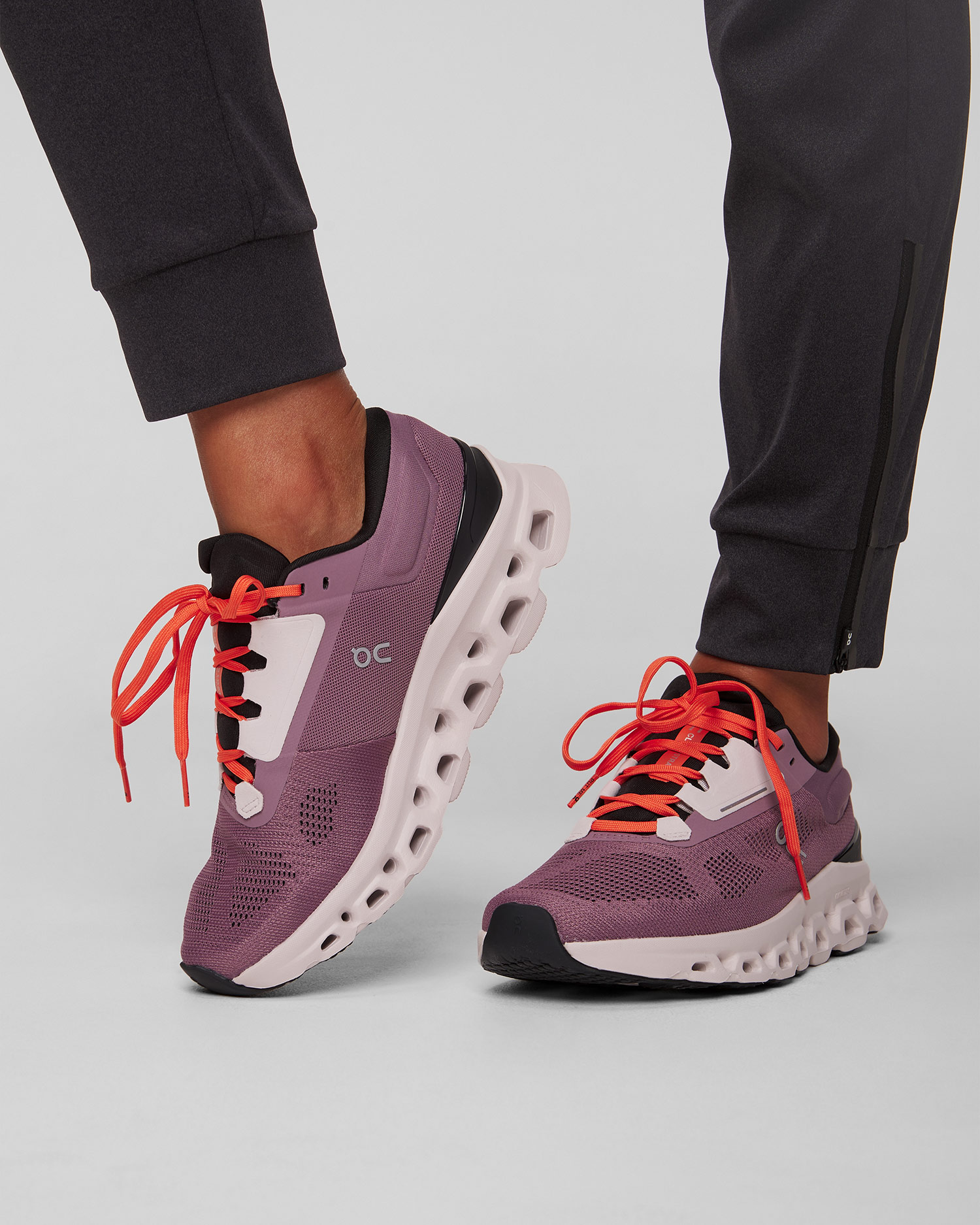 Buty biegowe damskie On Cloudstratus 3