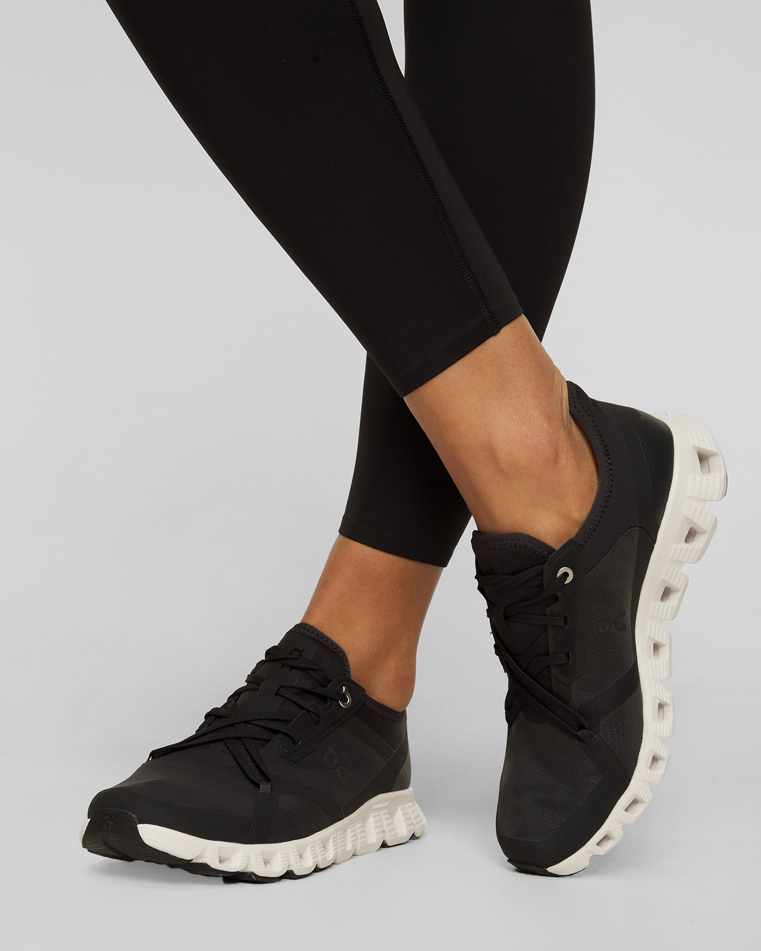 On Cloud X 3 AD Damen-Sportschuhe
