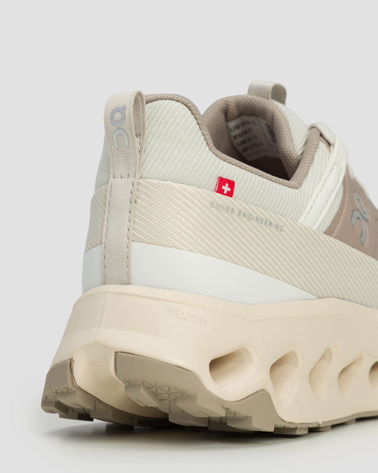 Women's low hiking shoes On Cloudhorizon