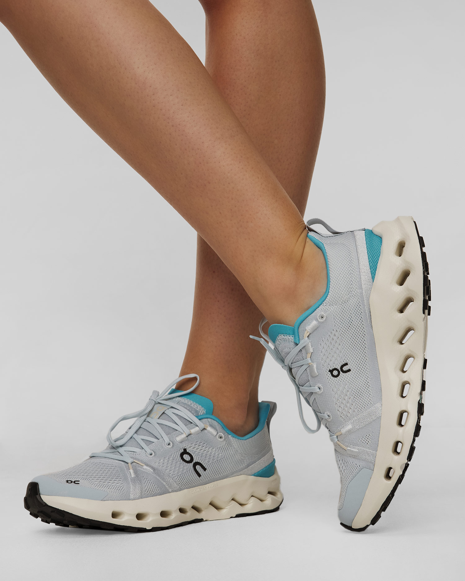 Dámské trailové boty On Cloudsurfer Trail