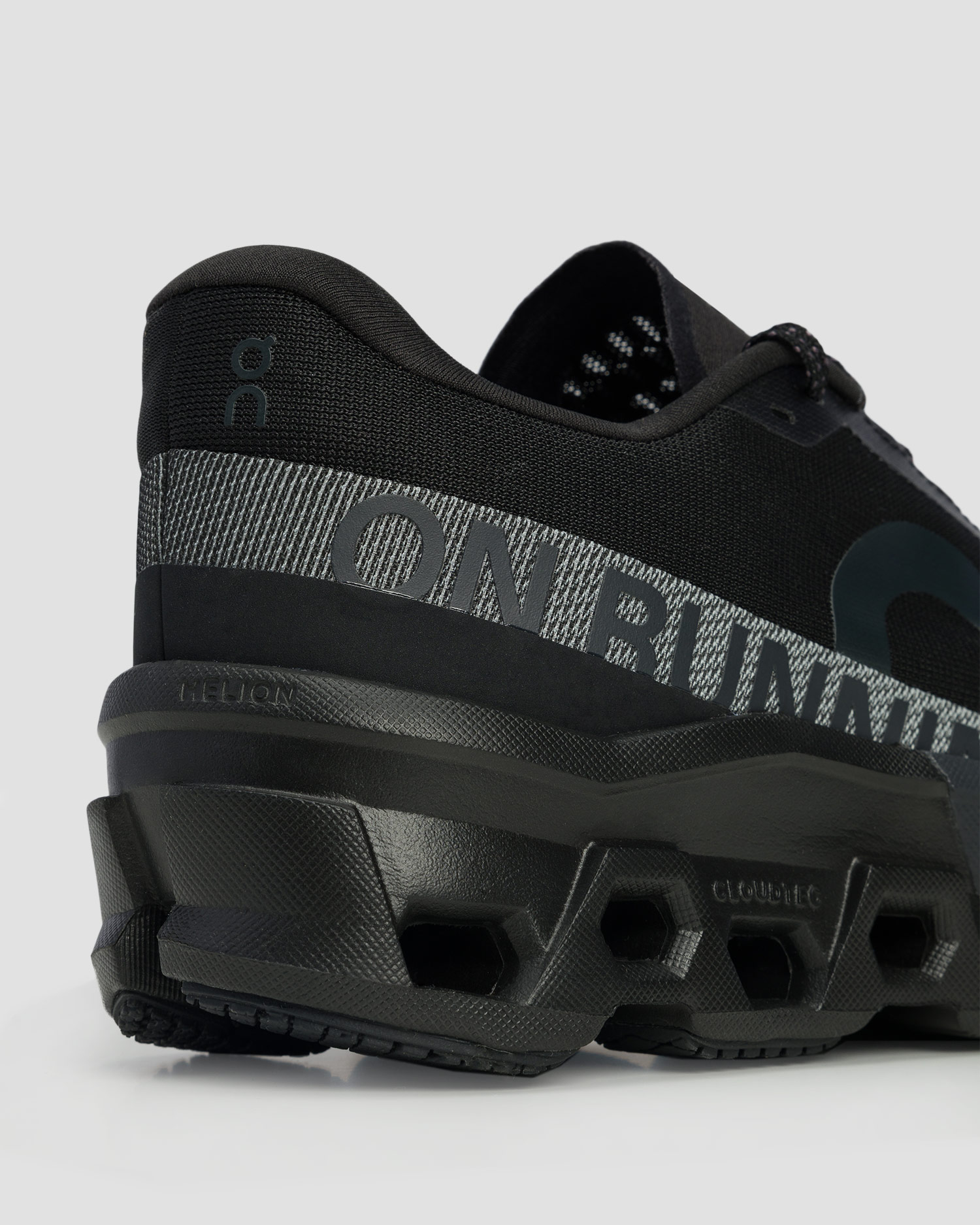 Women's trainers On Cloudmonster 2