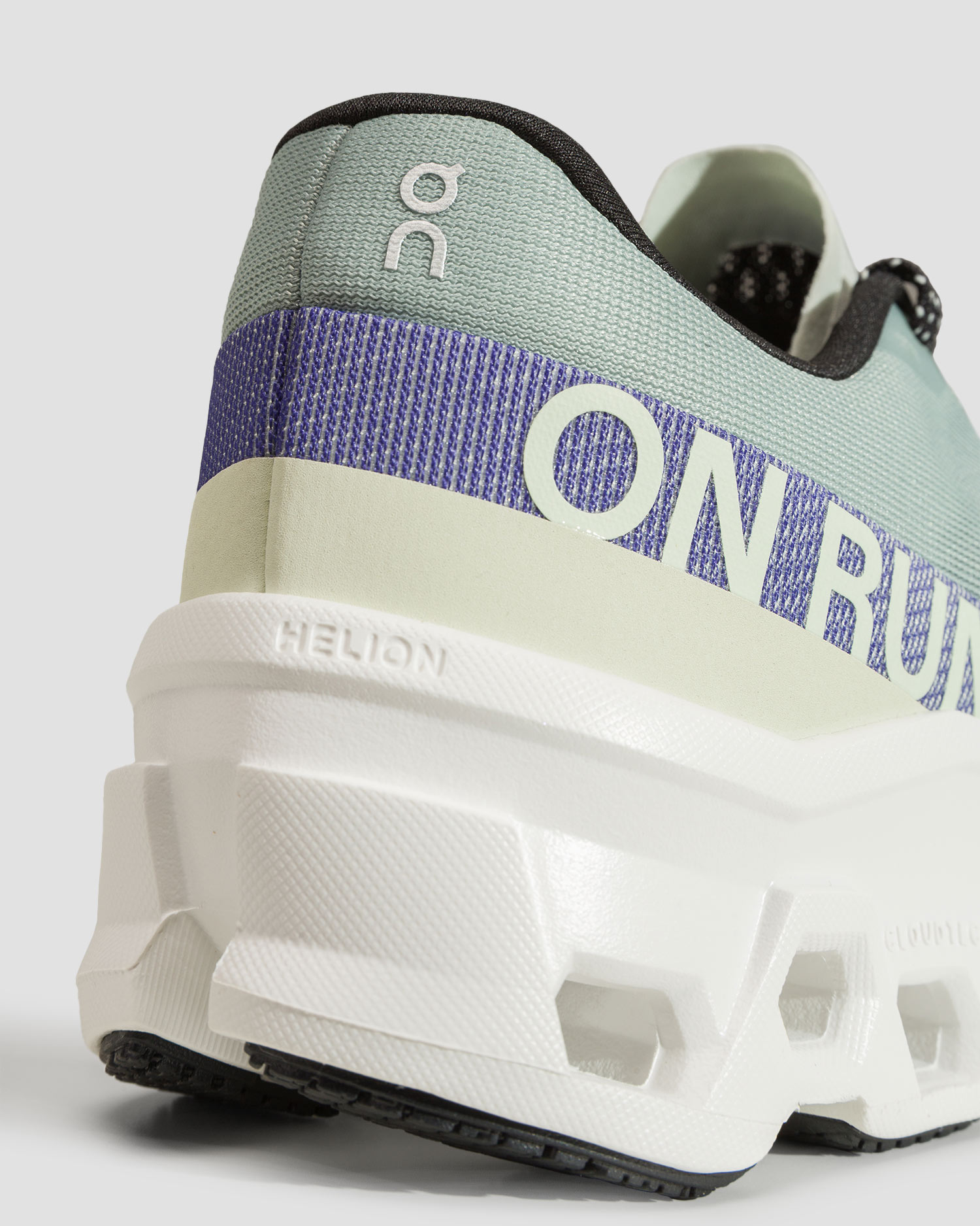 Buty biegowe damskie On Running Cloudmonster 2