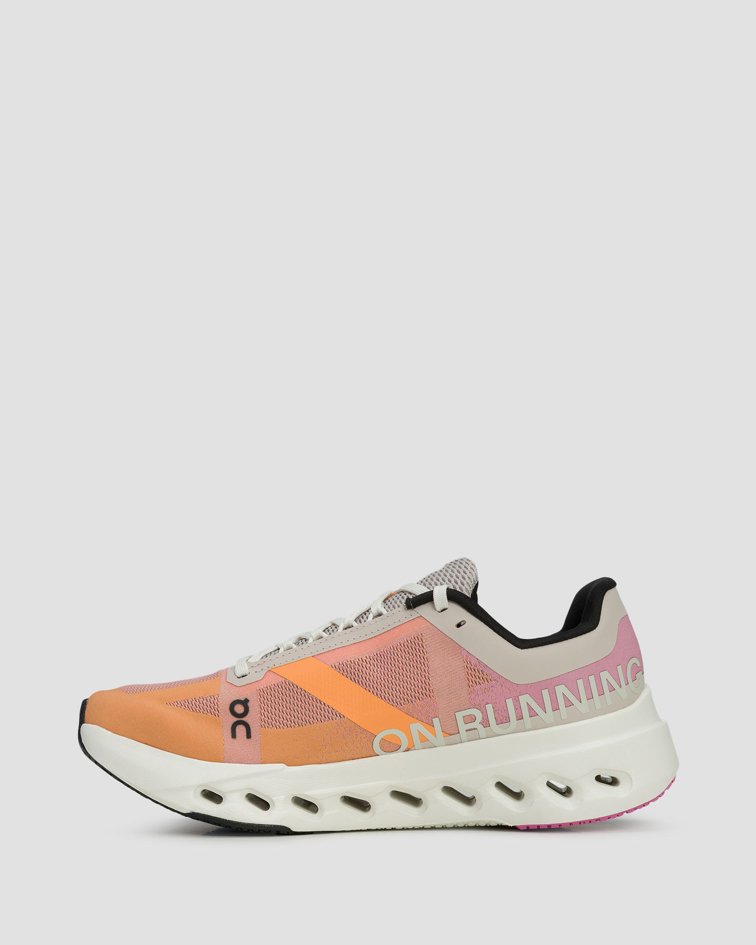 Dámské běžecké boty On Cloudsurfer Next