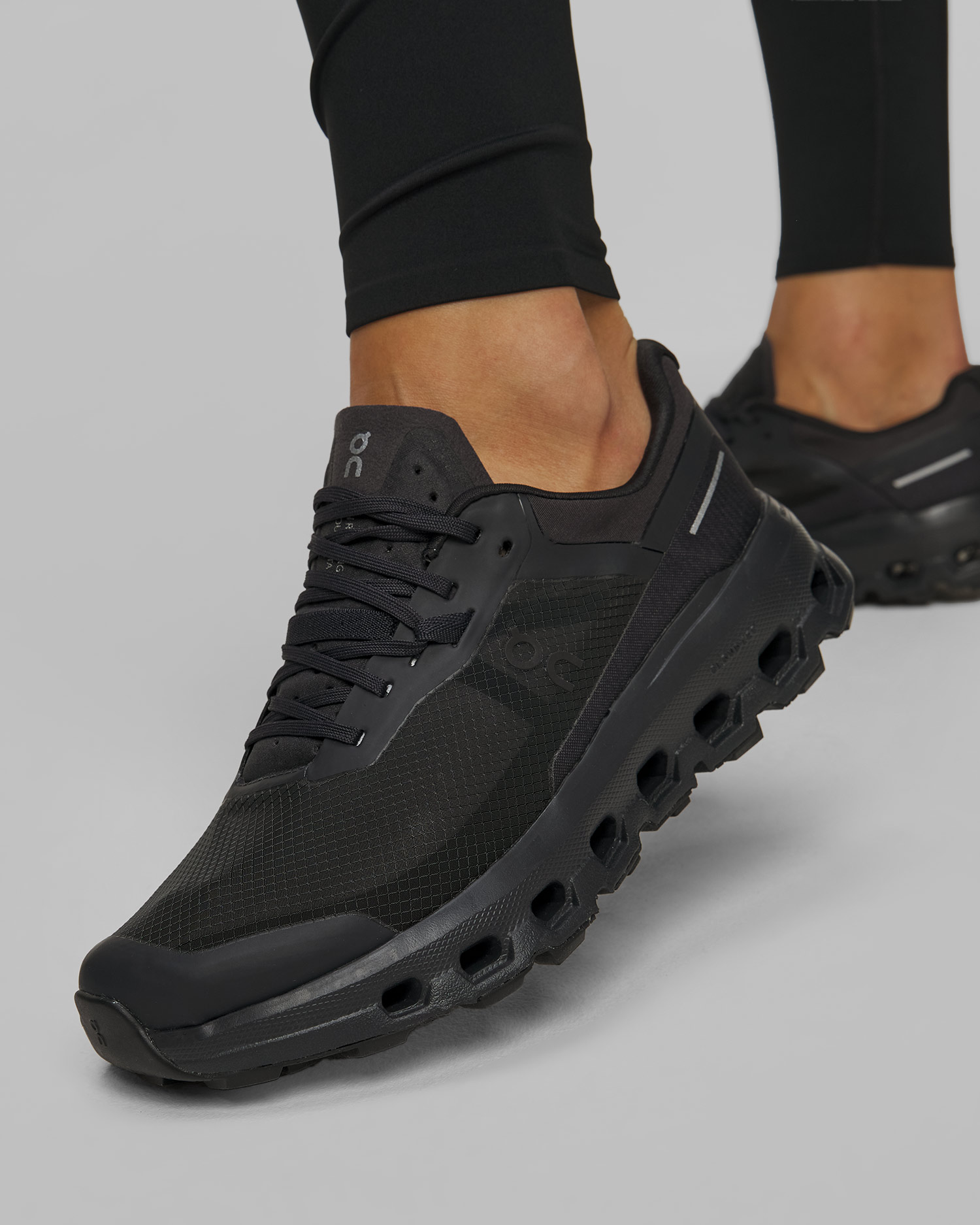 Women's trail shoes On Cloudvista 2